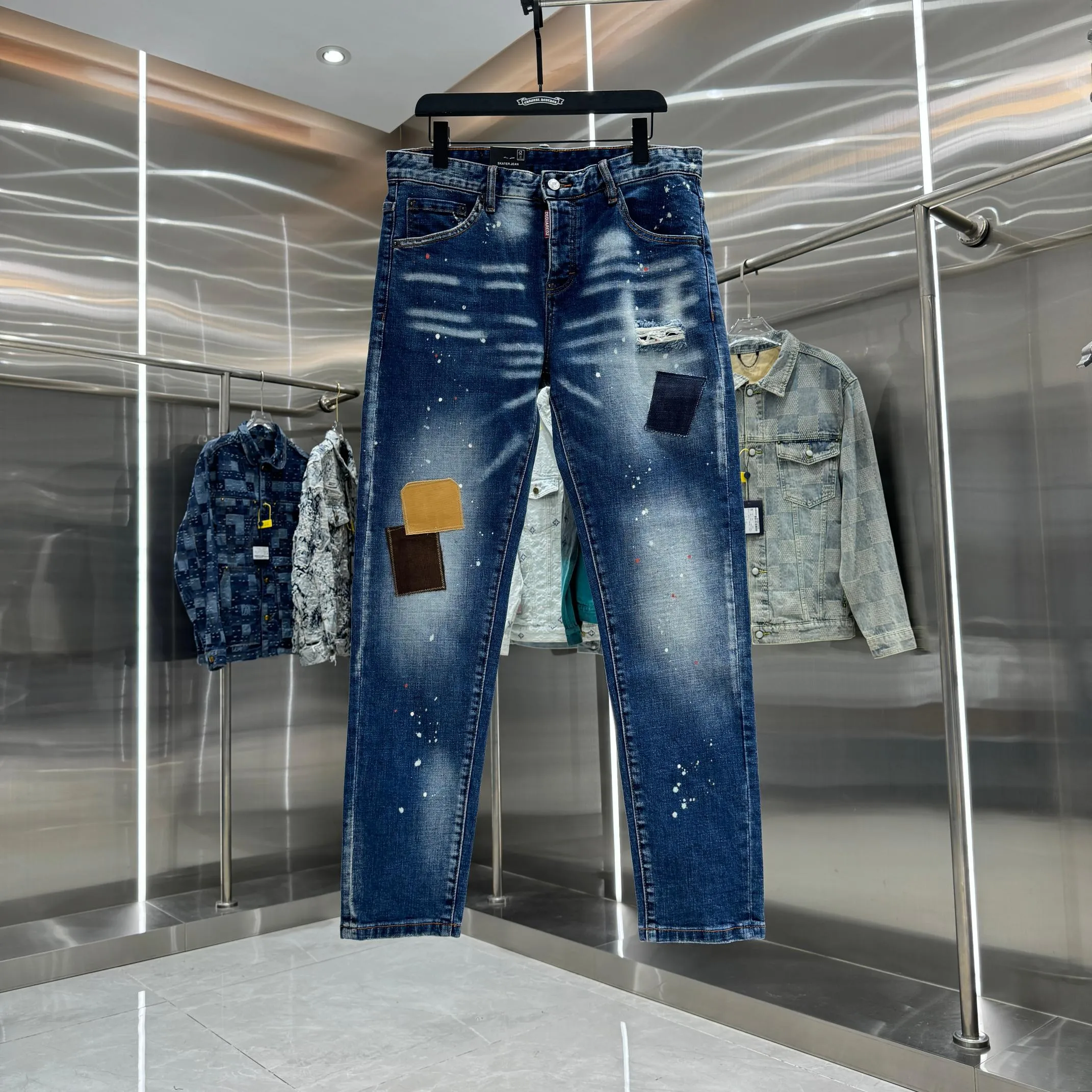 P300 DSQUARED2 graffiti hole washed craft street fashion slim fit stretch jeans color blue size 30 32 34 36 38 40