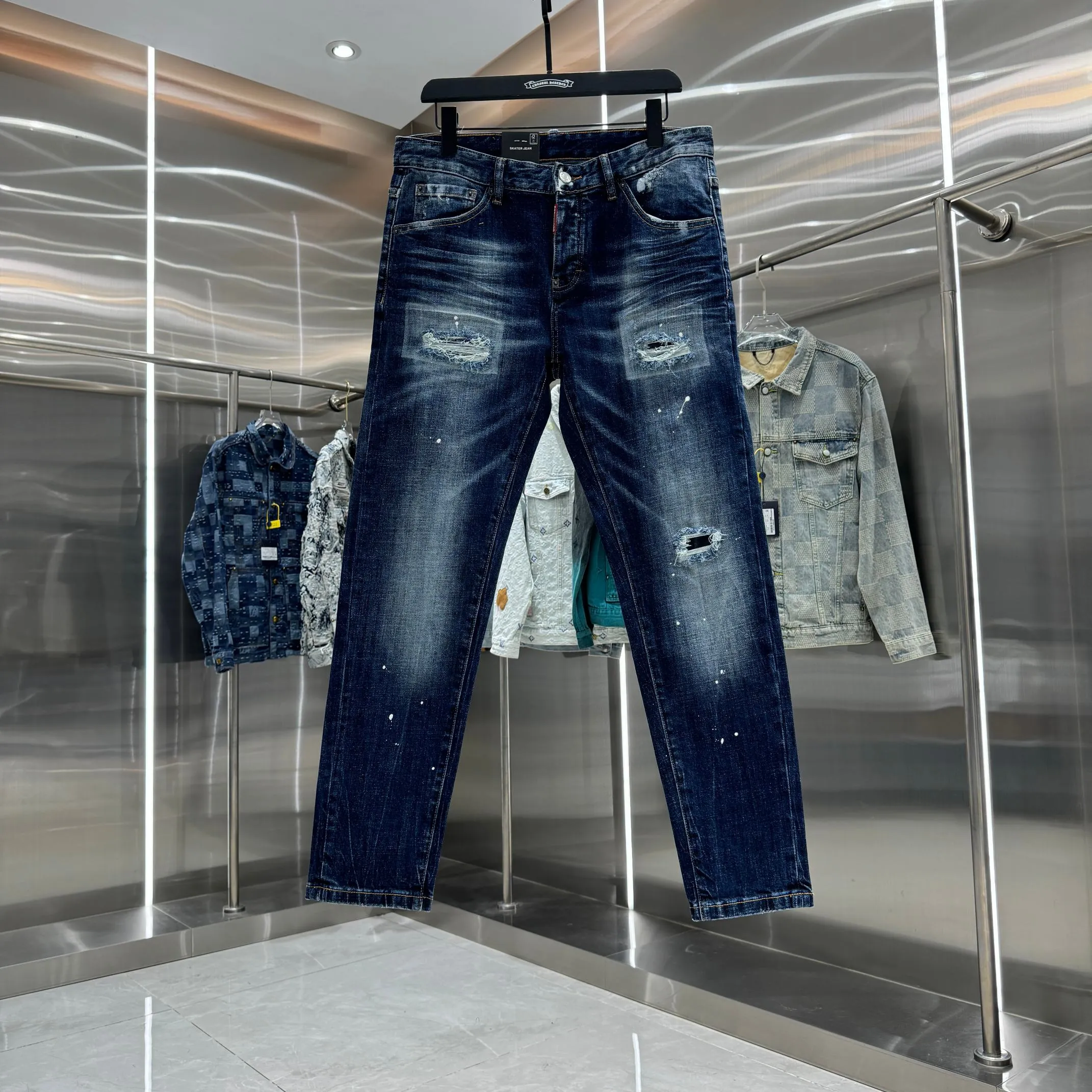 P300 DSQUARED2 graffiti hole washed craft street fashion slim fit stretch jeans color blue size 30 32 34 36 38 40