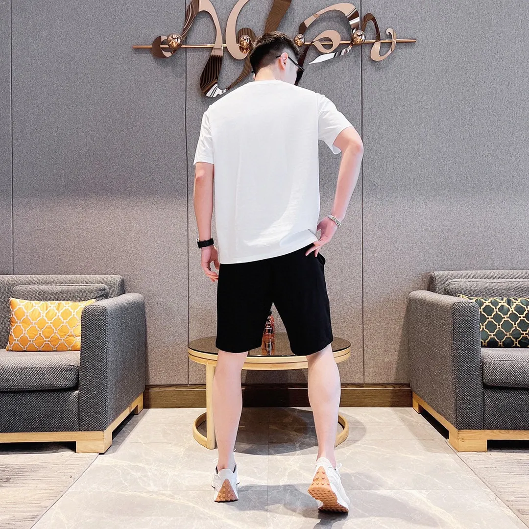 P290 Brand [DSQ2 Second Power] 2025 new men’s short-sleeved shorts suit! Synchronous sales on the official website! High-end version on the market! It feels delicate and soft! Make you more comfortable to wear! The draped silhouette is awesome! Size: M-5XL (please state your height and weight when placing an order)