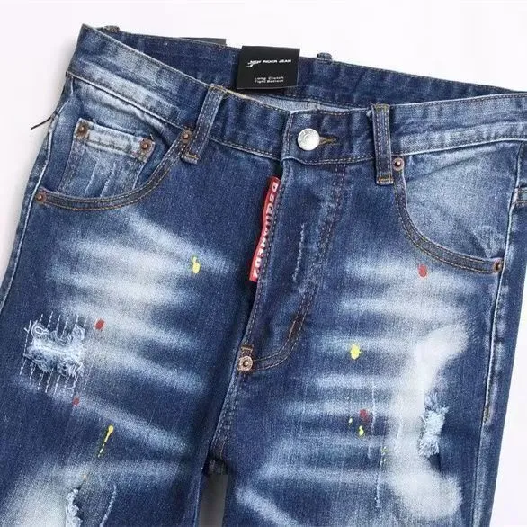 P186 💰 D2 new embroidered men's ripped trendy jeans, elastic personalized patches, slim fit, beggar's pants with small feet, top-quality materials, super soft high cotton washed denim fabric, each piece of washed denim fabric costs up to three times more than the conventional process. The touch is extremely delicate and the texture is very good. The whole body is simple and elegant. The back pocket of the trousers uses high-end direct injection technology. It is extremely exquisite. Full marks for details. Color: Picture color Size: 30-22-34-36 (corresponding to M-L-XL-XXL)