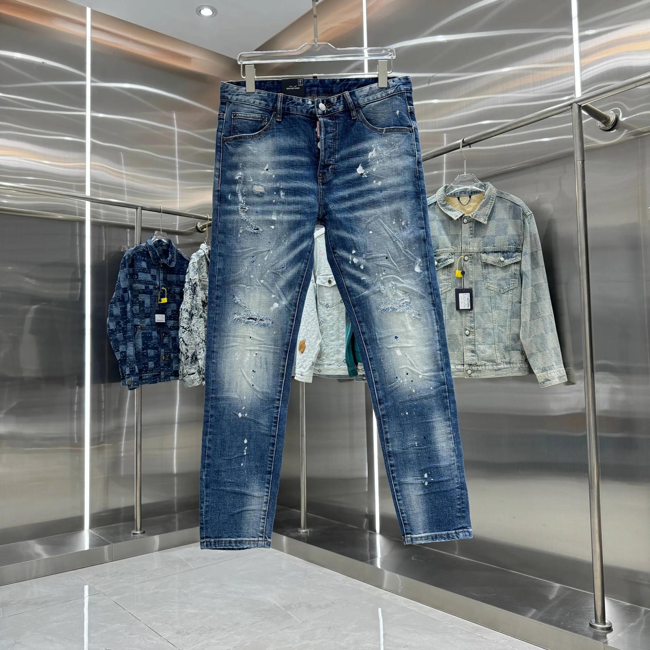 P300 DSQUARED2 graffiti hole washed craft street fashion slim fit stretch jeans color blue size 30 32 34 36 38 40