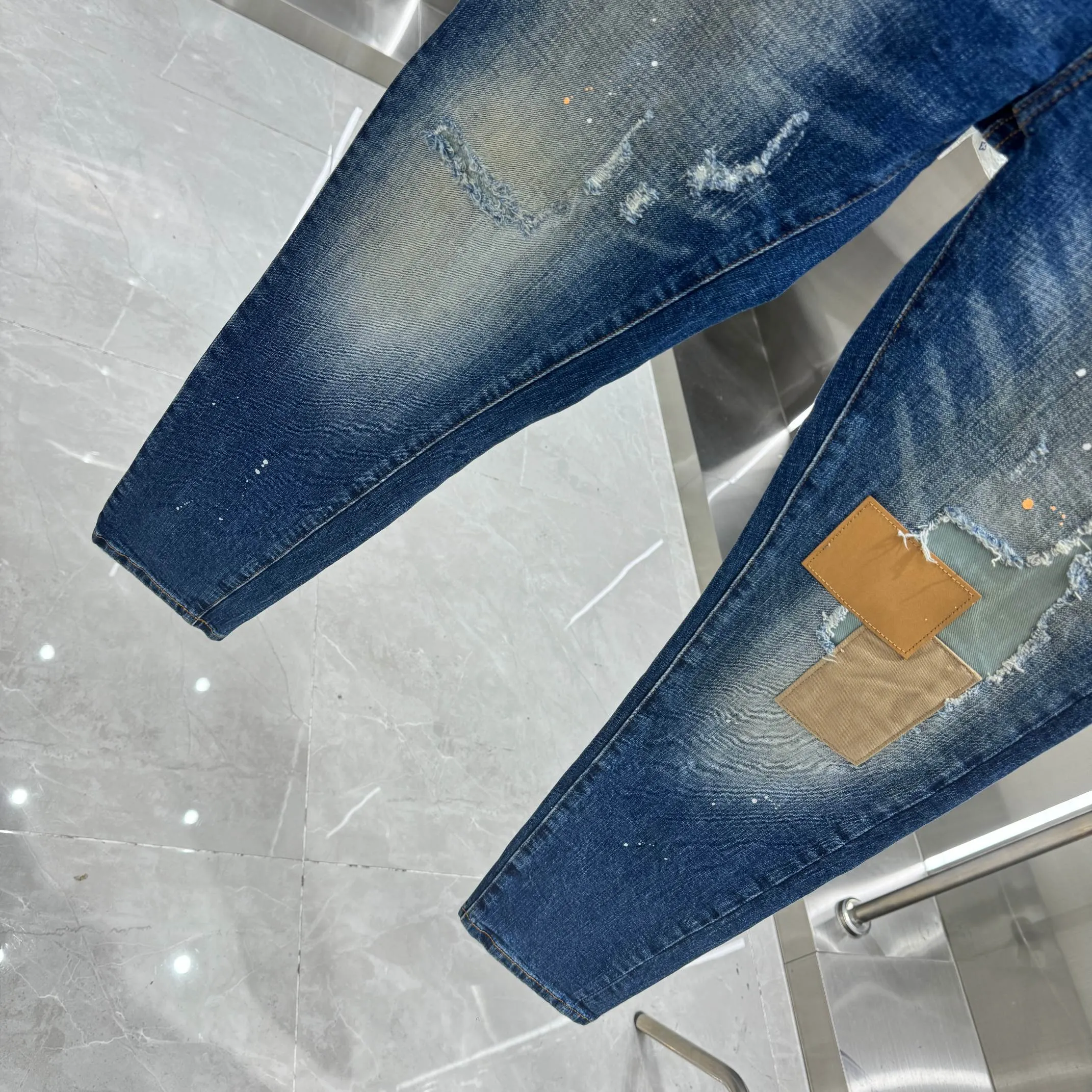 P300 DSQUARED2 Graffiti frayed street fashion slim fit stretch jeans Color Blue Size 30 32 34 36 38 40