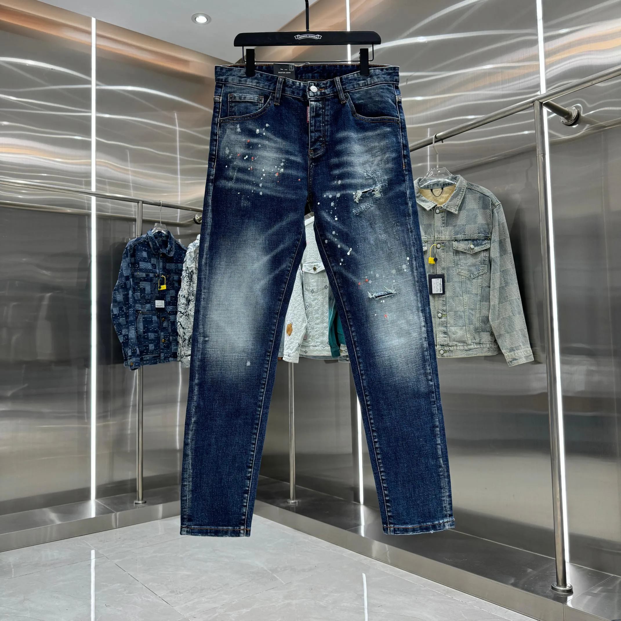 P300 DSQUARED2 graffiti hole washed craft street fashion slim fit stretch jeans color blue size 30 32 34 36 38 40