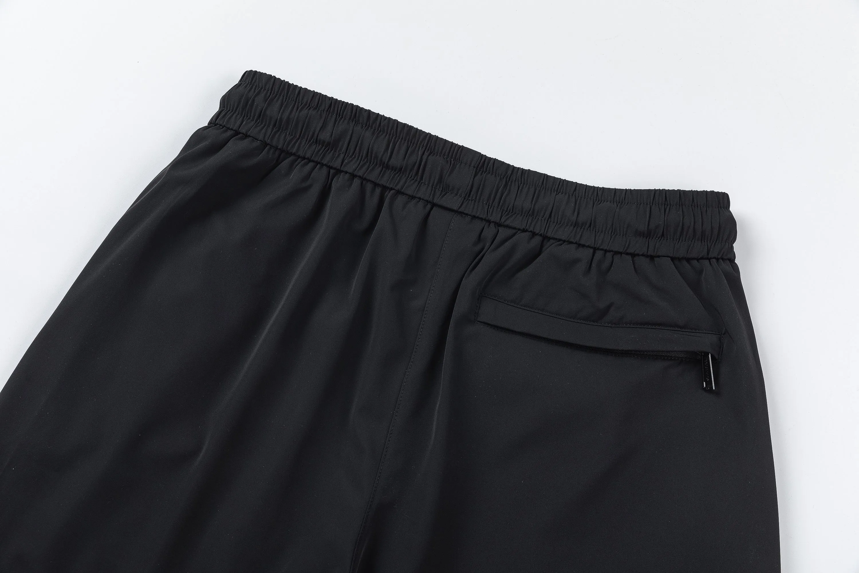 🅿️210 DSQUARED2 2025 spring and summer logo embroidery. New fashionable beach shorts, with lining and mesh shorts! The official website is synchronized with the original 1-1 replica, the original hardware is selected from high-quality polyester fiber fabrics, with a delicate feel, a must-have item for summer, and the upper body effect is super handsome! Color: Black Size: S M L XL XXL