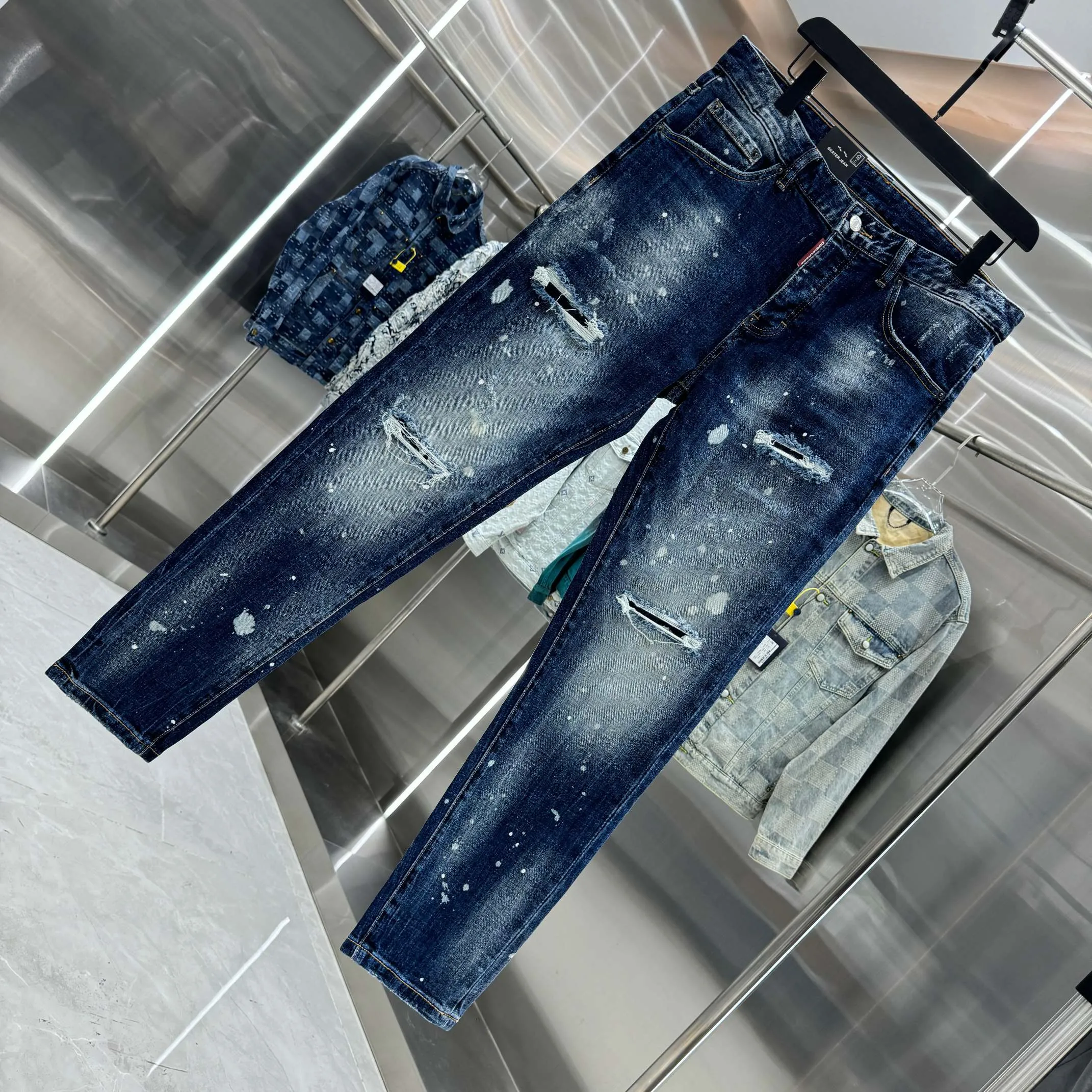 P300 DSQUARED2 graffiti hole washed craft street fashion slim fit stretch jeans color blue size 30 32 34 36 38 40