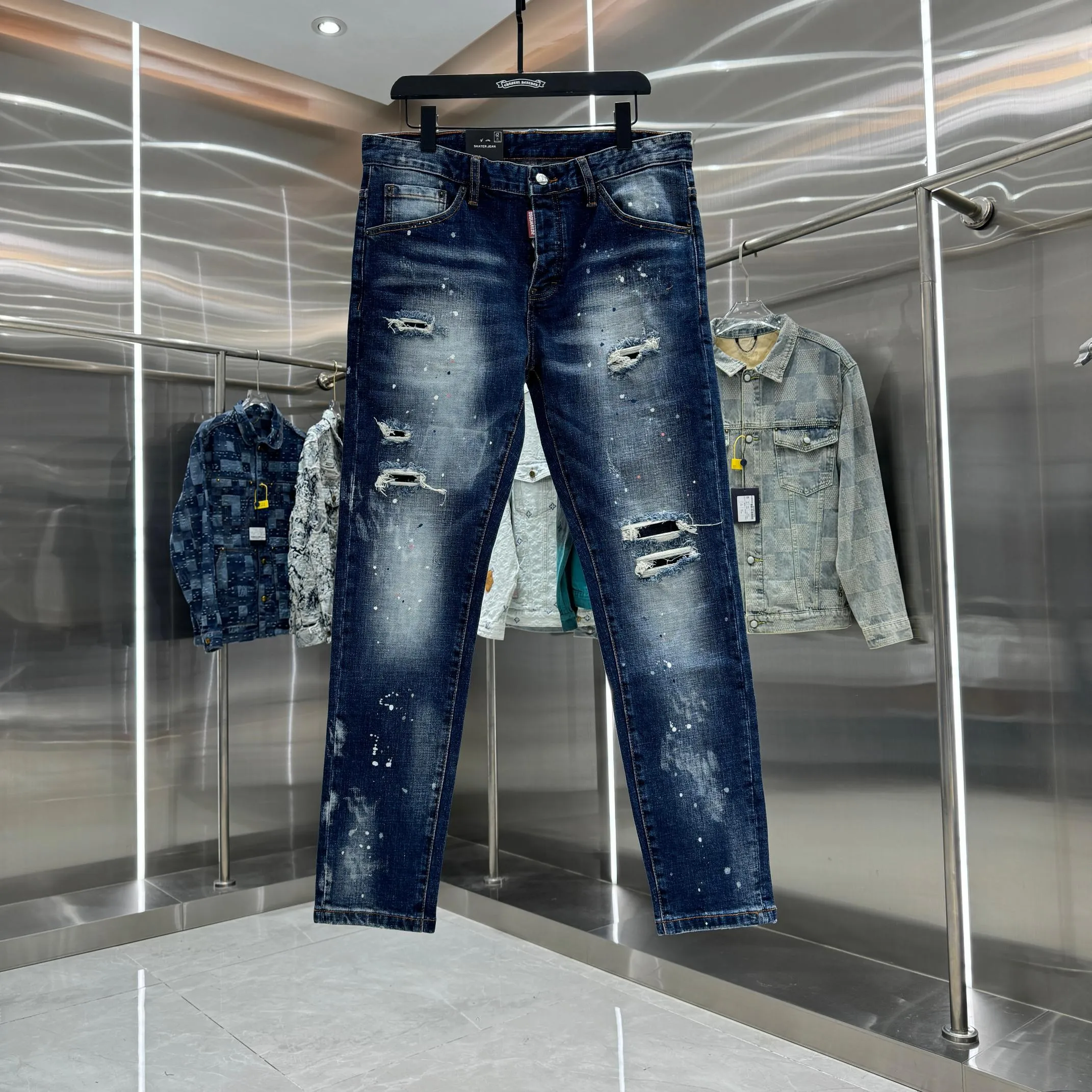 P300 DSQUARED2 graffiti hole washed craft street fashion slim fit stretch jeans color blue size 30 32 34 36 38 40