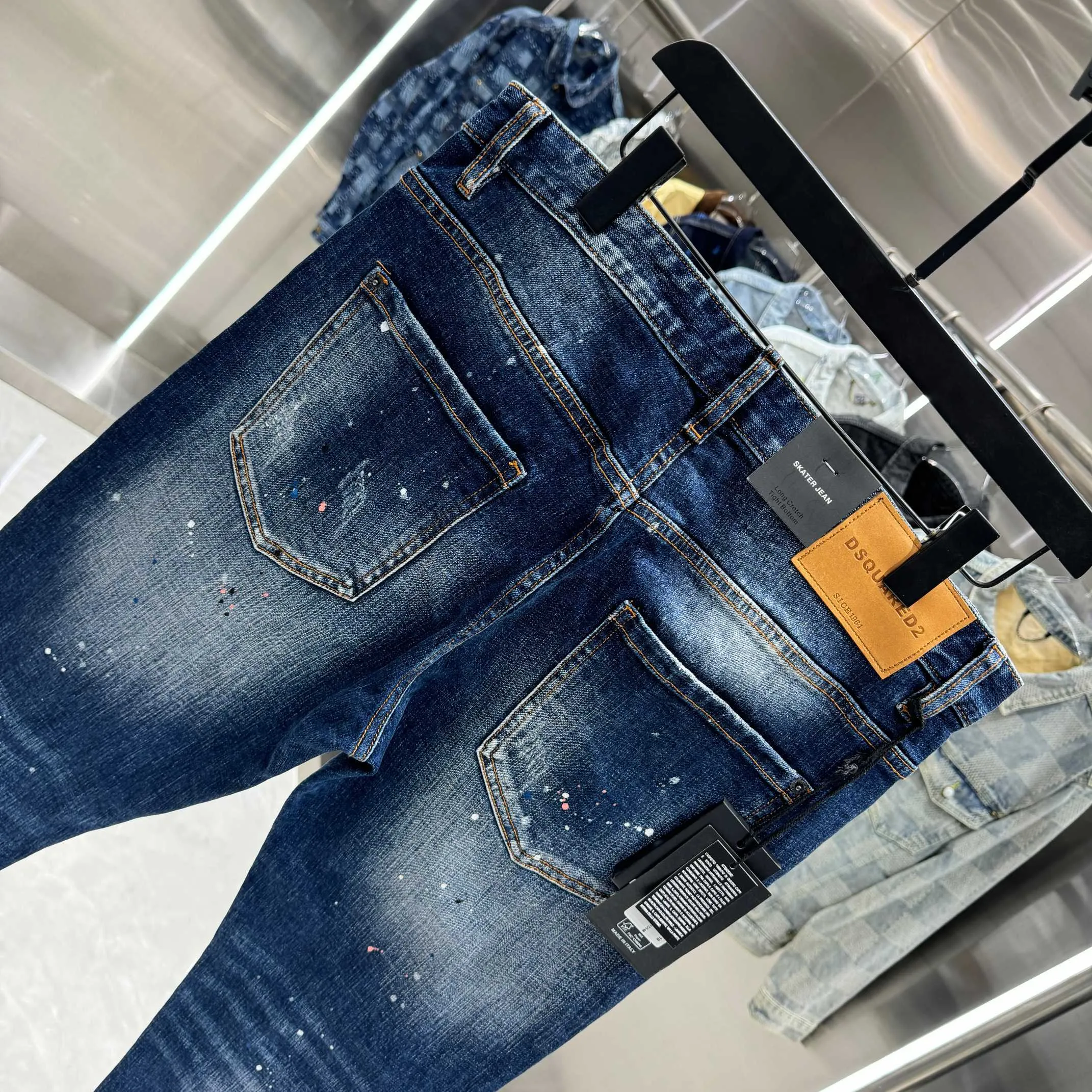 P300 DSQUARED2 graffiti hole washed craft street fashion slim fit stretch jeans color blue size 30 32 34 36 38 40