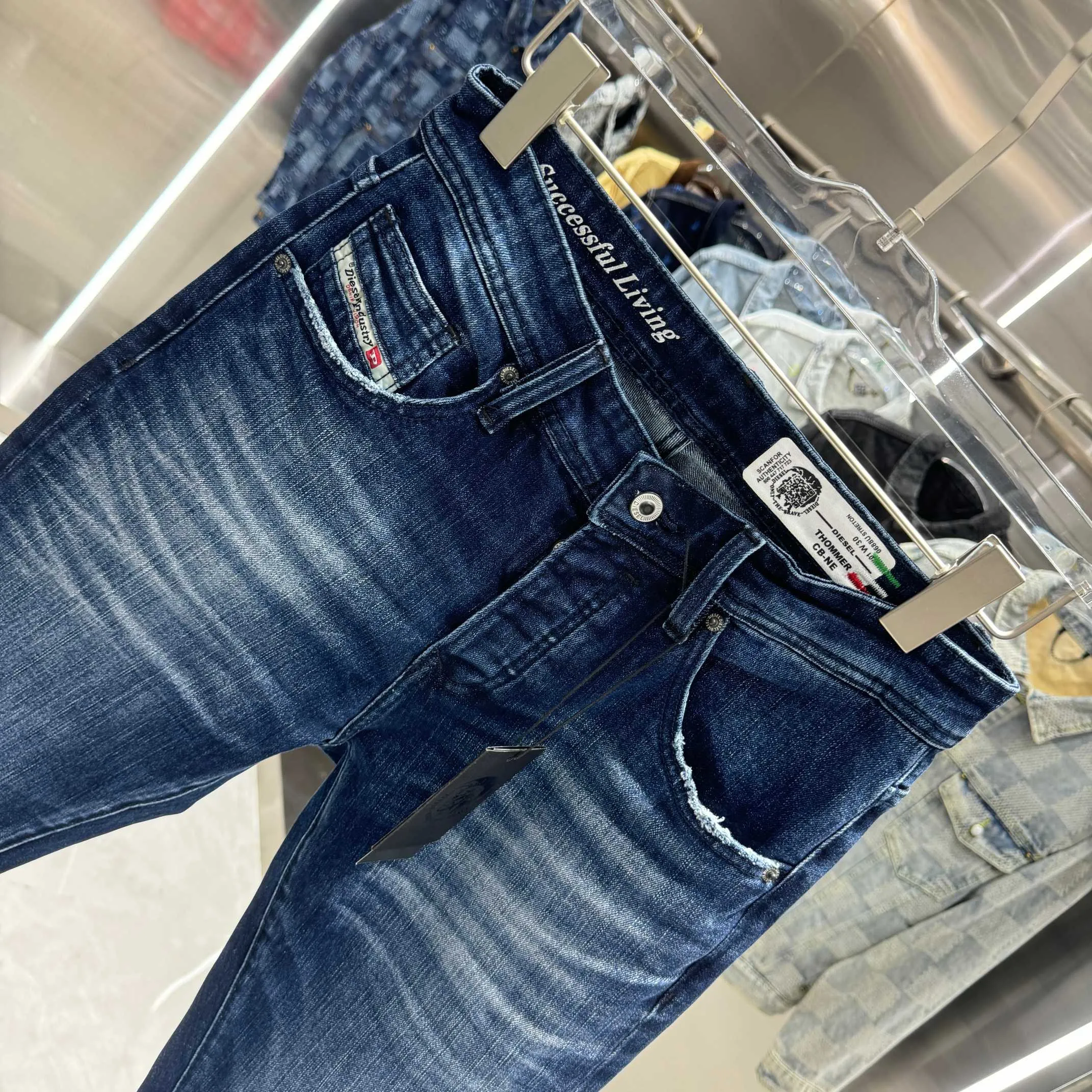 P300 DSQUARED2 Heavy-duty washed craft street fashion slim fit stretch jeans Color Blue Size 30 32 34 36 38 40