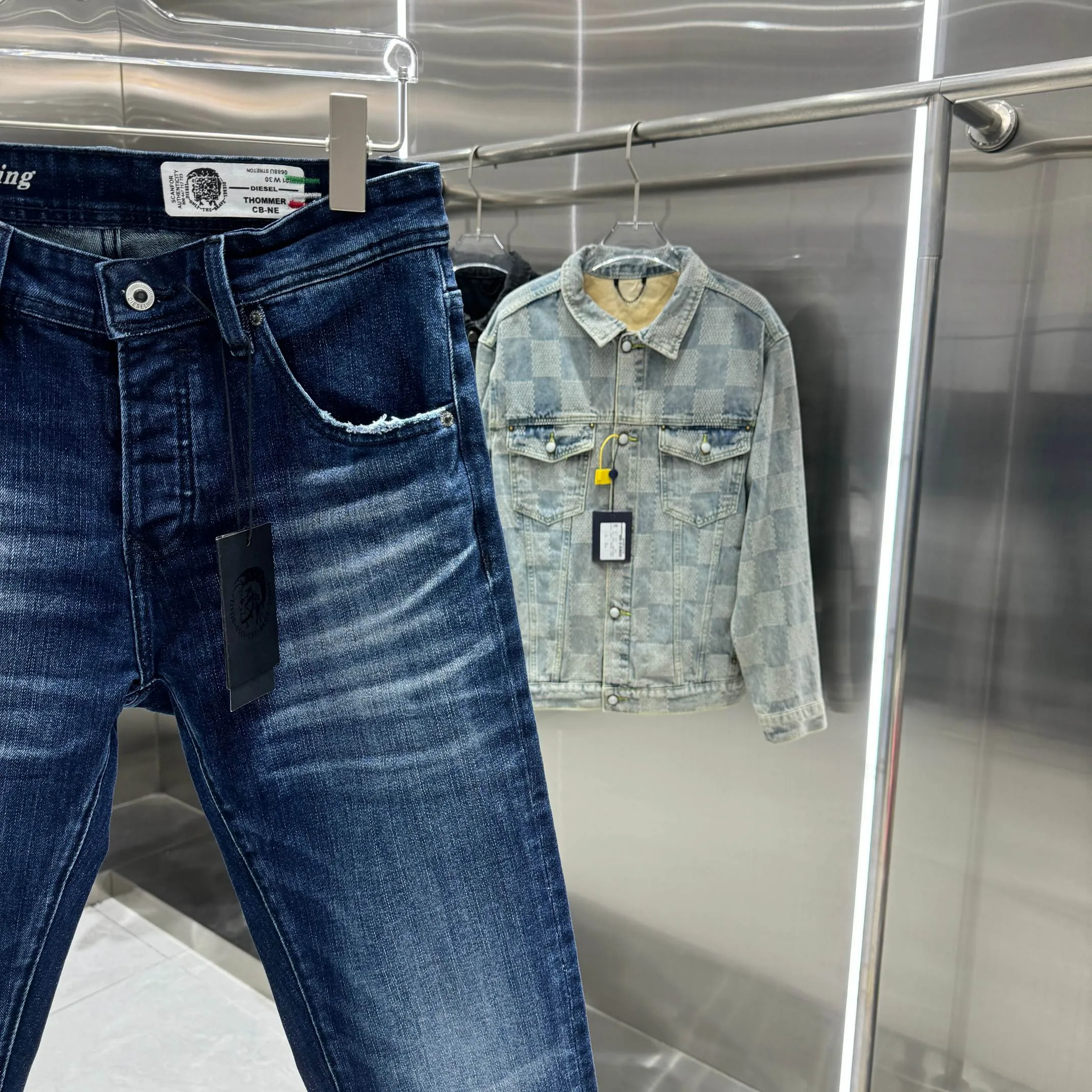 P300 DSQUARED2 Heavy-duty washed craft street fashion slim fit stretch jeans Color Blue Size 30 32 34 36 38 40