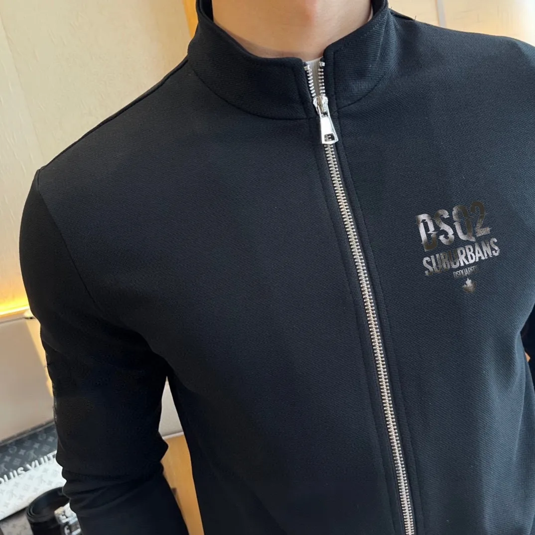 🅿️460 brand [DSQ2 Second Power] (velvet and thickened) 2025 autumn and winter new product, celebrities’ favorite fashionable casual suit, clean and neat tailoring, full of urban style. Made of high-quality customized fabrics, the inner warmth is excellent, the hand feels soft and dry, and the upper body effect is crisp and stylish. The three-dimensional cutting process and the pattern are all of high standards, and the silhouette version has the right benefits! It is not tight at all, and you feel good when you put it on. So many top-quality raw materials create high-end products with unparalleled value. It is the first choice for high-end fashion people. (Size: M-4XL can wear up to 200 pounds)
