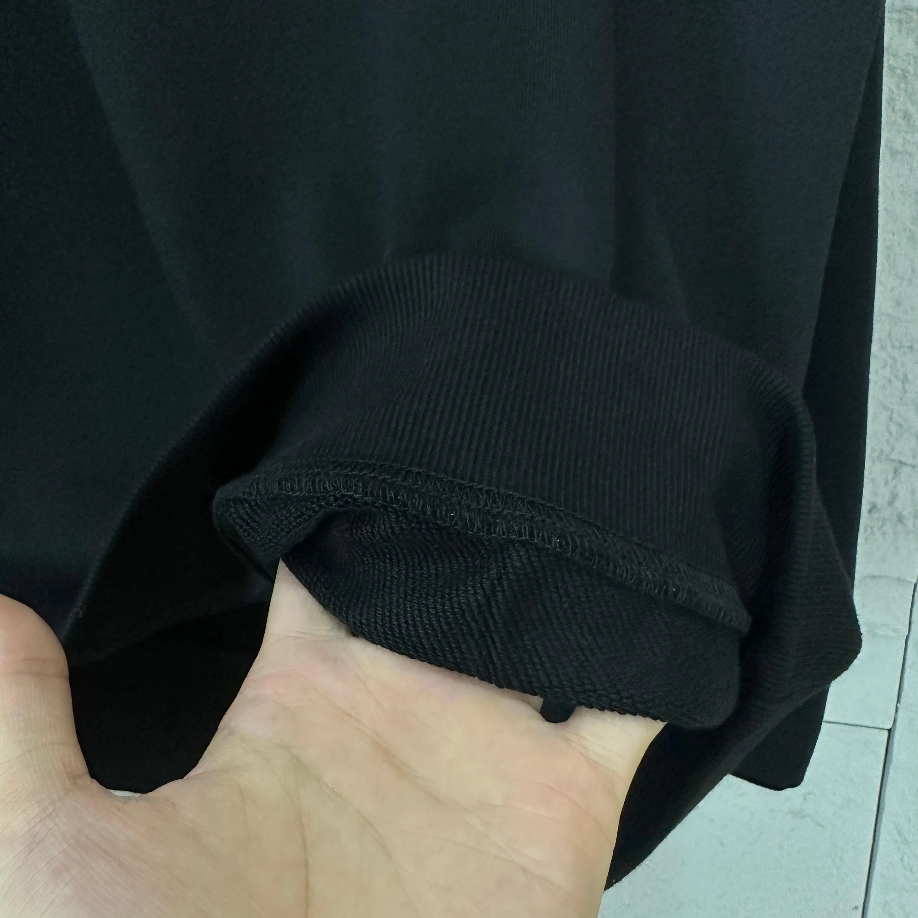 🅿️250 Dio* Christian Dior 2025 early autumn and winter new style Classic letter thick plate three-dimensional silicone burst sponge technology Simple and elegant Customized terry fabric Long-sleeved sweatshirt Unisex Color: Black White Size: S (90-130 pounds) M (120-150 pounds) L (140-165 pounds) XL (160-180 pounds) XXL (180-210 pounds)