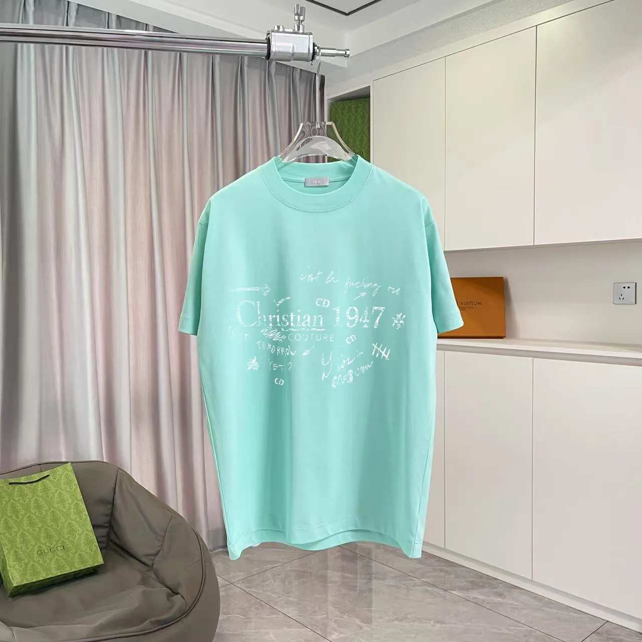🅿️170 Dio*Dior 2025 summer new style Personalized letter logo printing Short-sleeved T-shirt Customized fabric 300g Same style for men and women Color: black white lake green iron gray Size: S M L XL XXL five sizes ​