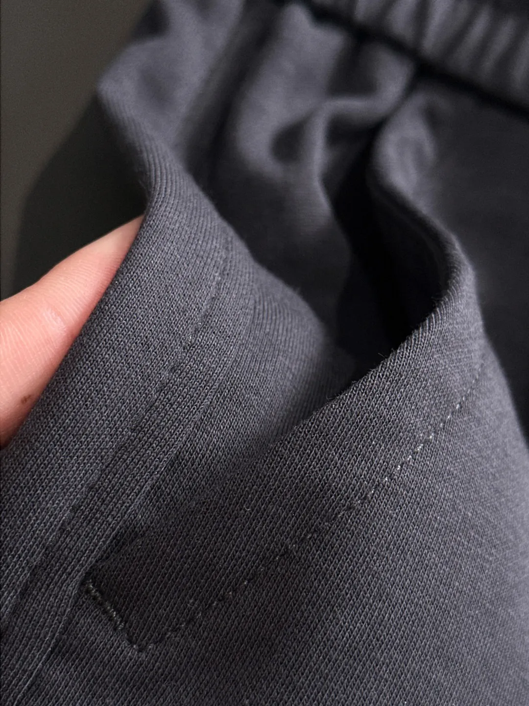 🅿️400 next day shipping Dior 2025 spring and summer new elastic band casual pants, thin counter custom fabrics, high breathability and comfort, impeccable details, brand element design concept, reflecting high quality. It feels delicate and soft! It presents a casual cut and the upper body shape is great! Size: M-4XL