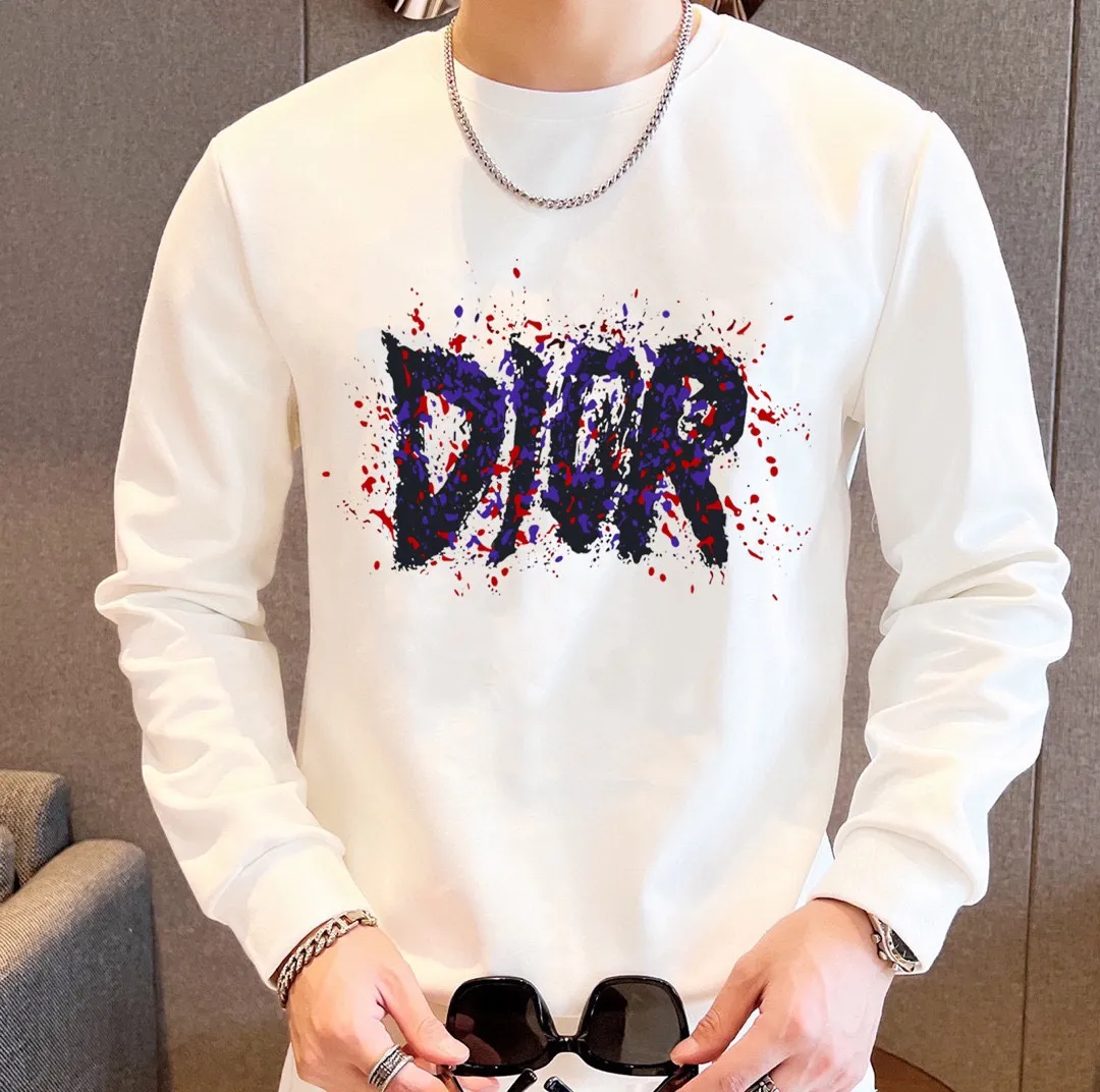 🅿️380 [DIOR Dior] (Fat Man’s Gospel) hot-selling suit is coming. Focus on the original version of the official website. 2025 new hot-selling sweatshirt suit. The original order is the best product. 🇭🇰The meticulous work of top designers is dedicated to a fitting and perfect upper body effect. All-natural high-quality Roman cotton 100%, close-fitting comfort, noble and elegant! Original hardware embodies elegance and nobility! Counter size: M-5XL (maximum wear up to 220 pounds)