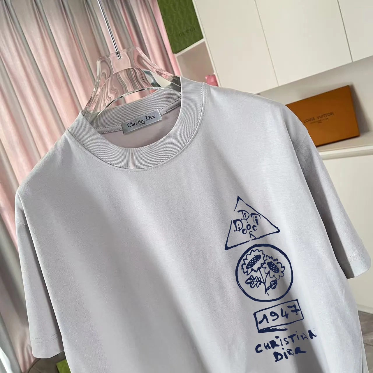 🅿️170 Dio*Dior 2025 summer new style Personalized letter logo printing Short-sleeved T-shirt Customized fabric 300g Same style for men and women Color: Black White Pink Iron Gray Size: S M L XL XXL Five codes​