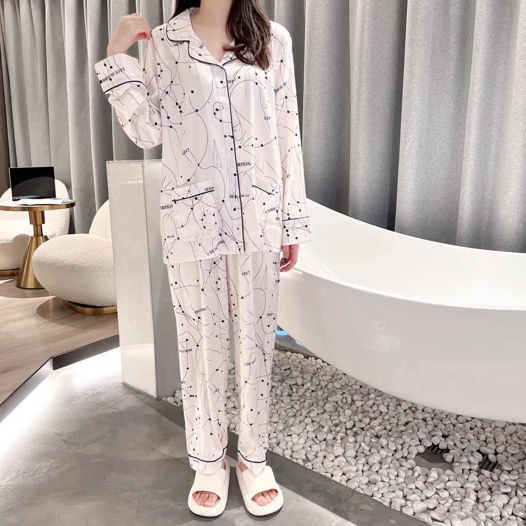 🅿️360 2023 Dior Dior home wear, high-end Korean silk fabric, skin-friendly, soft and comfortable, women's size: S～L