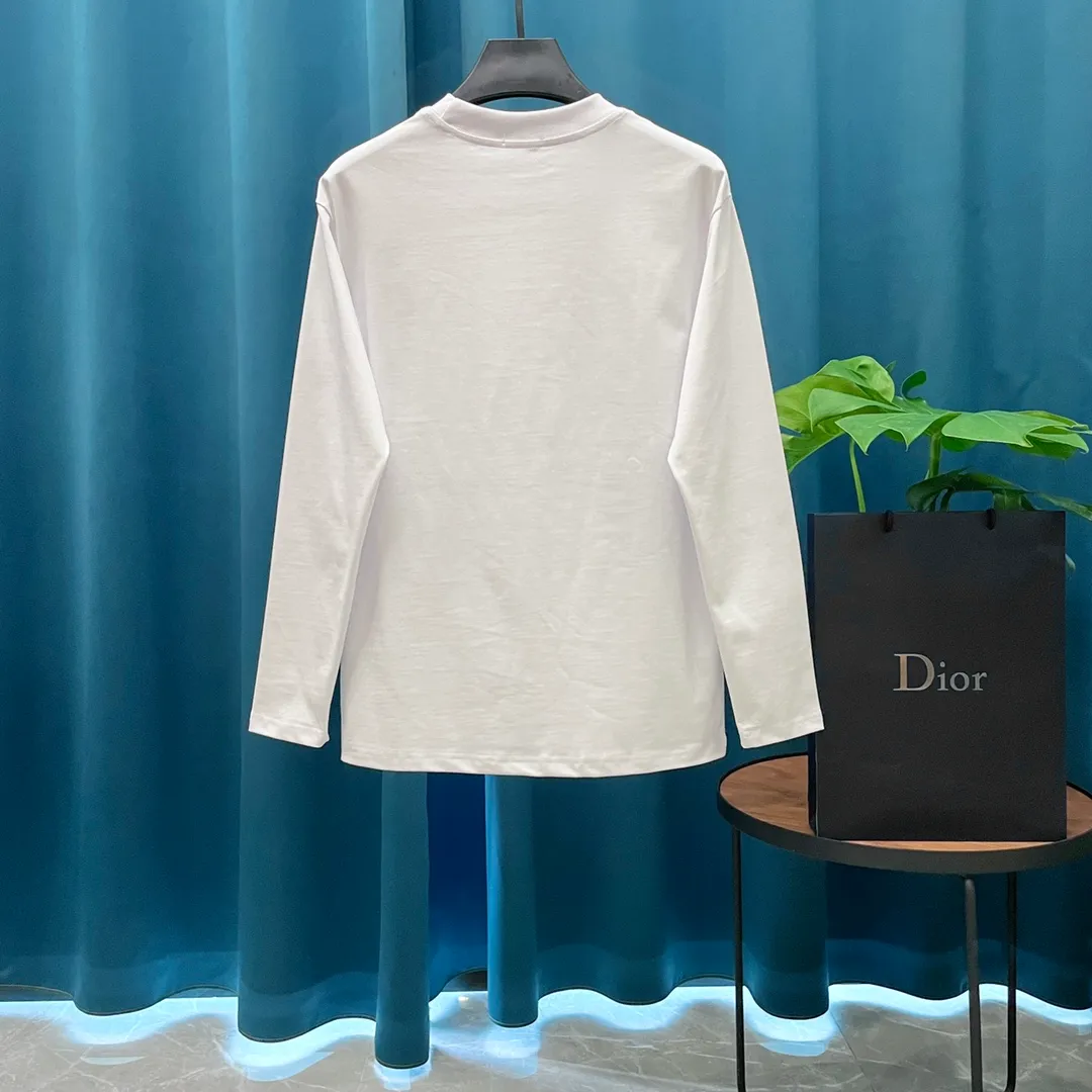 🅿️230 (heavy high version) Dior➡️Dior embroidered 🪡logo long-sleeved T-shirt, high weight, impeccable details, highly classy and luxurious, casual and loose-shouldered cut. Size：S-XL
