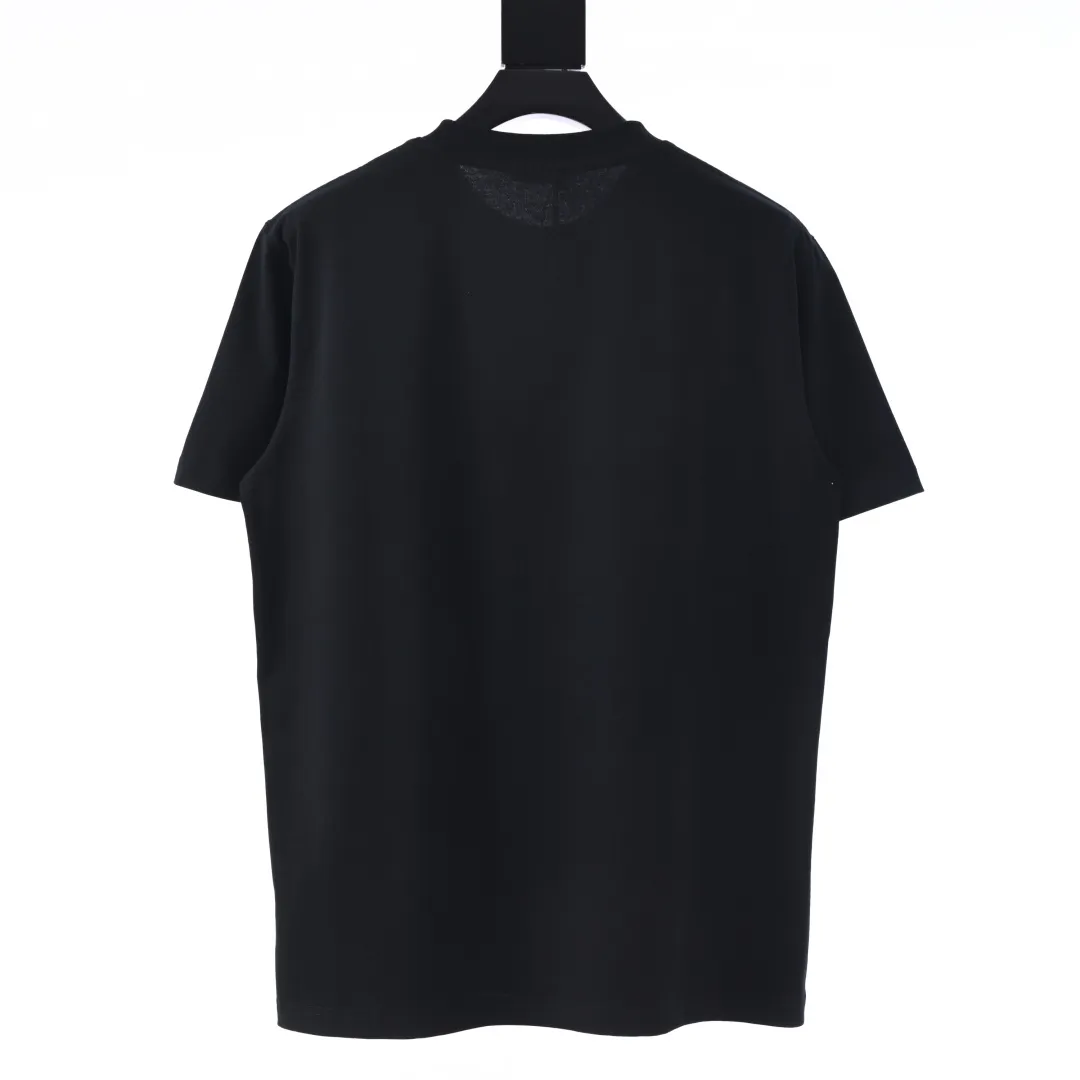 🅿️330 (higher version) DIOR CD cursive embroidered letter short-sleeved T-shirt. The original version is 7400, purchased from Taikoo Hui. The original version is customized with 270g cotton fabric, haze blue, apricot dyeing, and the thread dyeing is the same as the original version. The imported machine embroidery process makes the letter logo show a delicate and exquisite effect, enhancing the decorative effect. Use an embroidery machine to embroider the designed letter logo onto the patch. Color: black, haze blue, apricot, white, floral gray Size: S-L