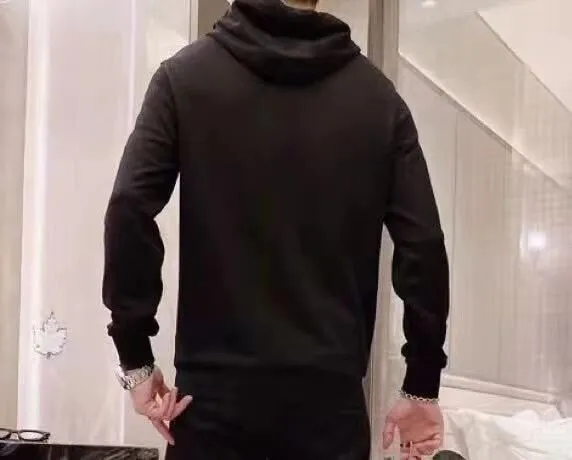 🅿️400 direct batch [DIOR Dior] (Fat Man Gospel) popular suit is coming. Focus on the original version of the official website. 2025 new popular cardigan sweater suit. The original order is the best. 🇭🇰The meticulous work of top designers. Just for a fitting and perfect upper body effect. 100% natural high-quality Roman cotton, close-fitting comfort, noble and elegant! Original hardware embodies elegance and nobility! Counter size: M-5XL (maximum wear up to 220 pounds)