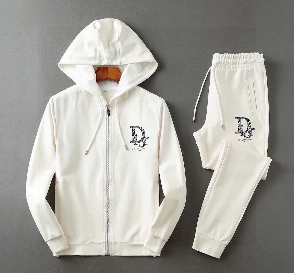 🅿️420 [DIOR Dior] (Fat Man Gospel) hot-selling suit is coming. Focus on the original version of the official website. 2025 new hot-selling cardigan sweater suit. The original order is the best product. 🇭🇰The meticulous work of top designers is dedicated to a fitting and perfect upper body effect. All-natural high-quality Roman cotton 100%, close-fitting comfort, noble and elegant! Original hardware embodies elegance and nobility! Counter size: M-5XL (maximum wear up to 220 pounds)