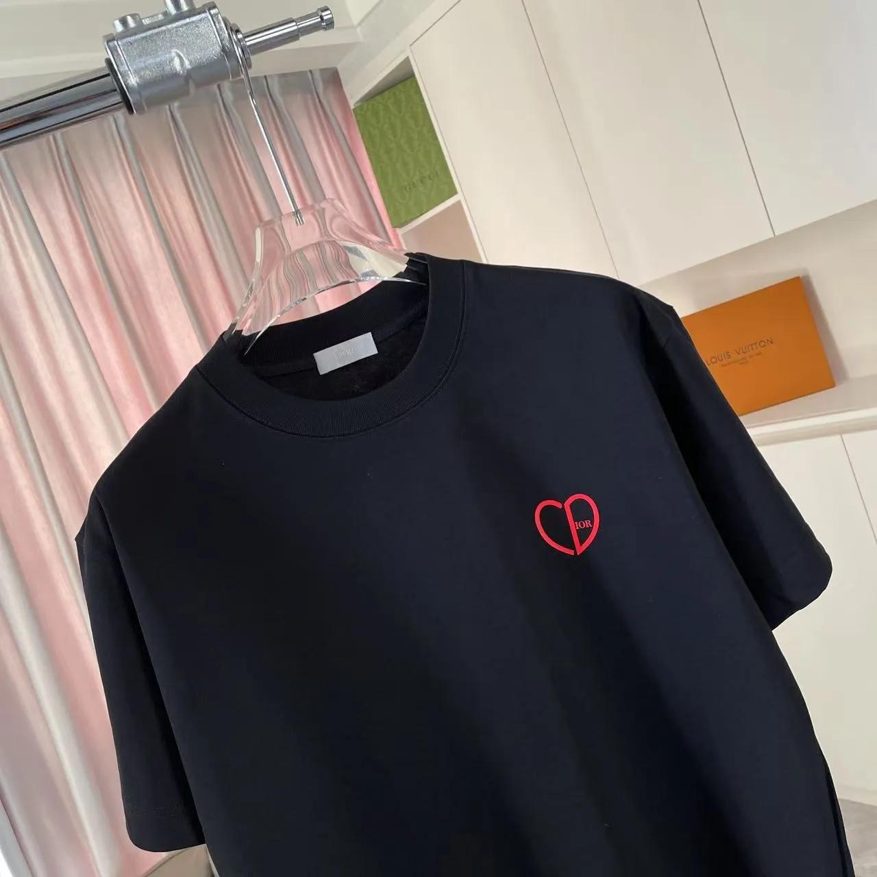 🅿️170 Dio Dior 2025 new summer style love letter three-dimensional silicone printing short-sleeved T-shirt customized fabric 300g same style for men and women Color: black white rose red iron gray Size: S M L XL XXL five sizes ​