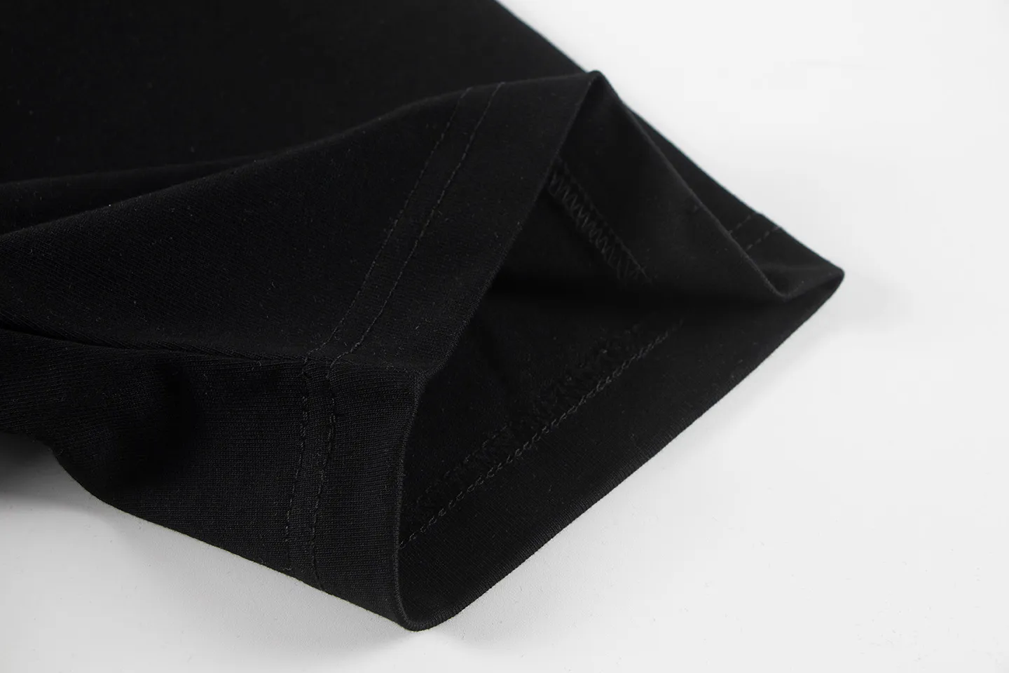 🅿️160 Dior*2026 latest short-sleeved material: high version 300g double yarn combed cotton Size: S M L XL Color: black white Style number: W3655