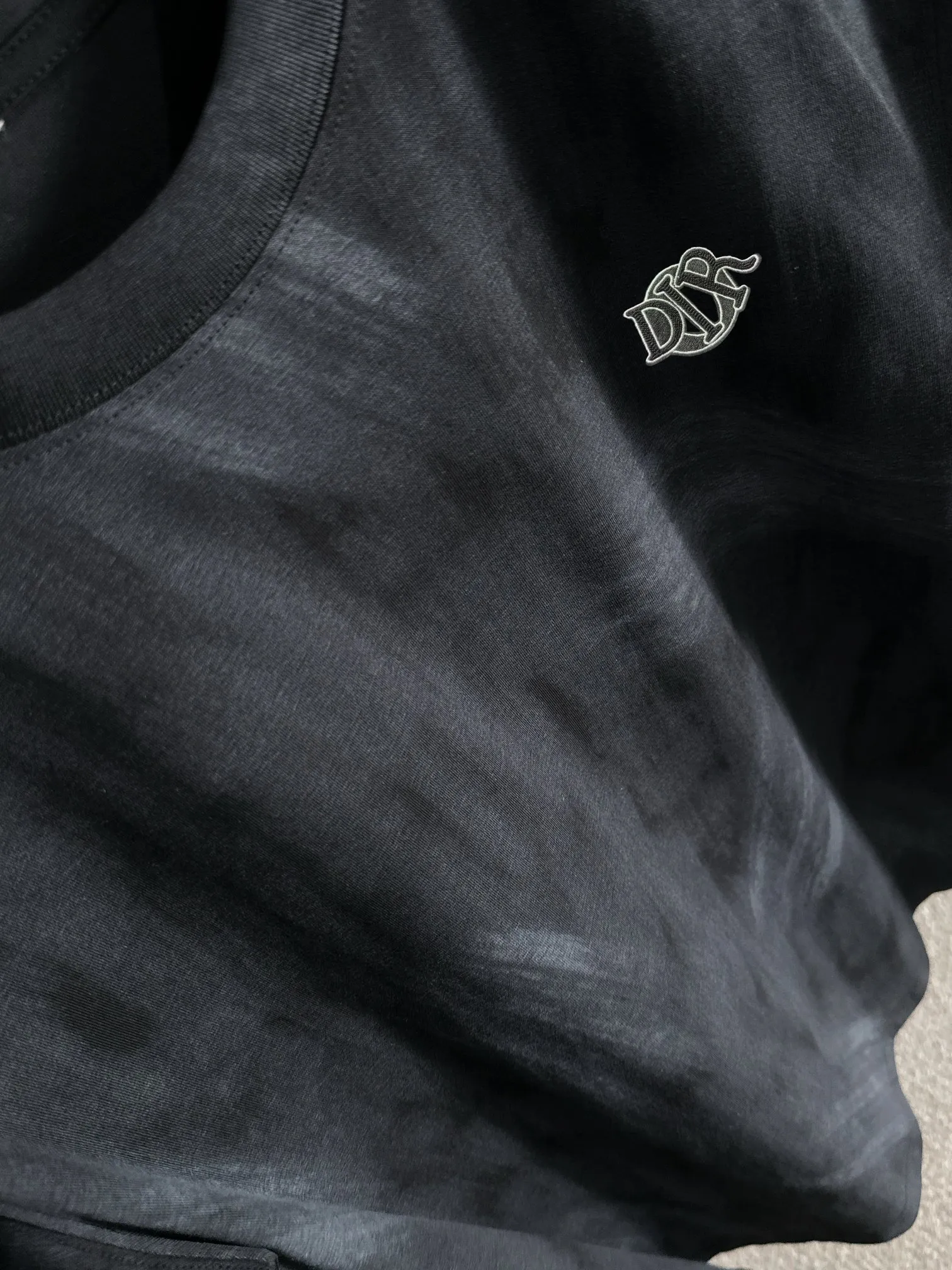 🅿️270 next day shipping DIOR/Dior new spring and summer high-end T-shirt. Tie-dyed fabric is not easy to deform, and the slim fit design is super noble. Size: M-3XL
