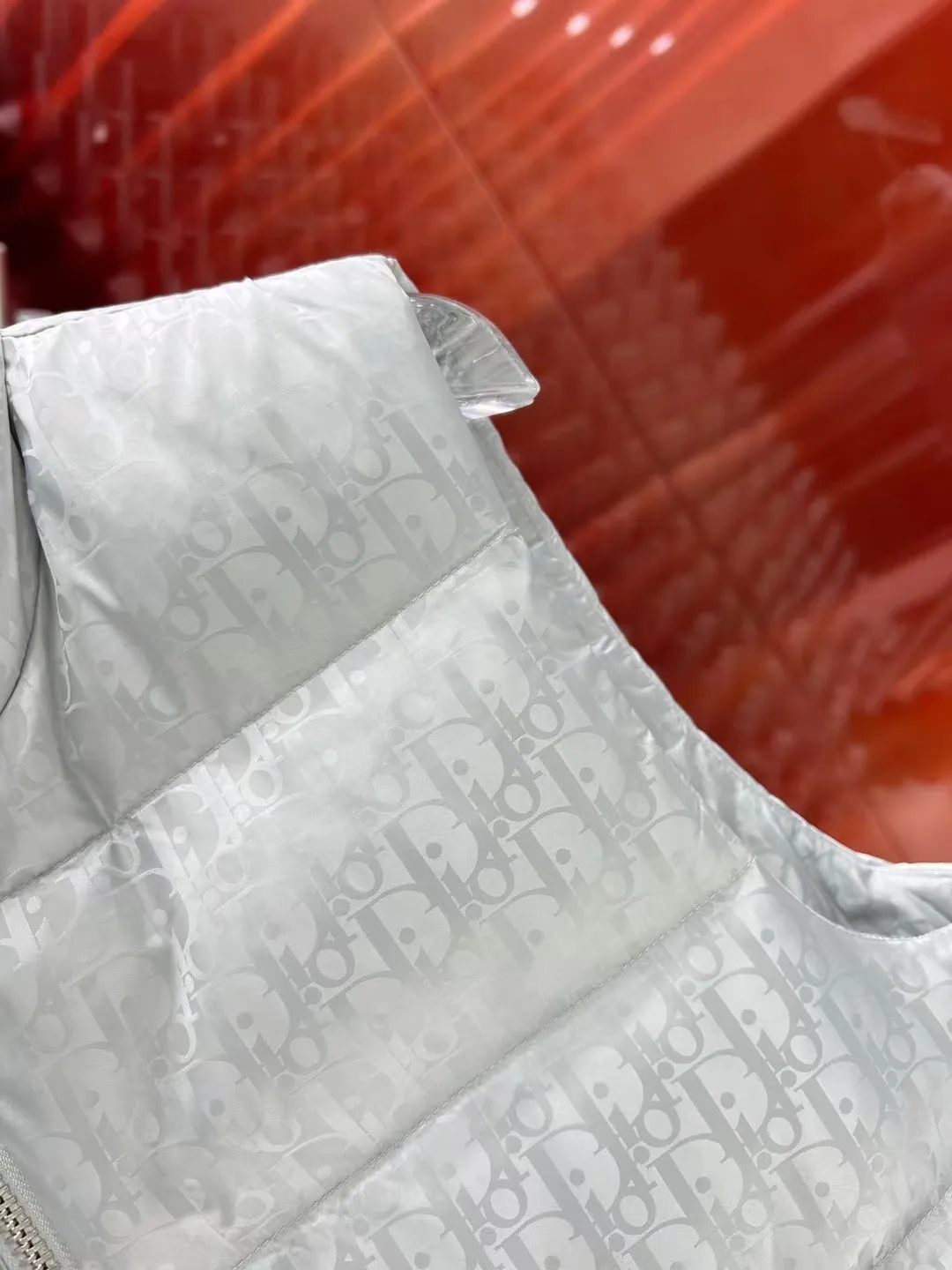 🅿️620 2025 Autumn and Winter New Style🆕Down Jacket Original 1:1 customized hardware accessories are all imported and customized. Counter comparisons are welcome. Absolutely high quality. Made of top-grade 95 white duck down. Super soft. Full and fluffy. Super heavy workmanship. The fabric is well-crafted and has a perfect pattern. Note⚠The fabric is super comfortable. Exclusive model. Non-market goods. Same sizes for men and women: M～XXXL