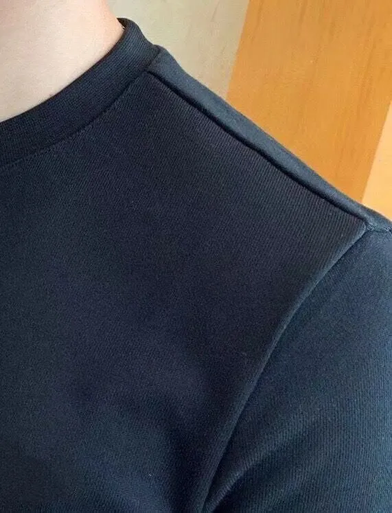 🅿️380 direct batch [DIOR Dior] (Fat Man Gospel) hot-selling suit is coming. Focus on the original version of the official website. 2025 new hot-selling sweatshirt suit. The original order is the best. 🇭🇰The meticulous work of top designers. Just for a fitting and perfect upper body effect. All-natural high-quality Roman cotton 100%, close-fitting comfort, noble and elegant! Original hardware embodies elegance and nobility! Counter size: M-5XL (maximum wear up to 220 pounds)