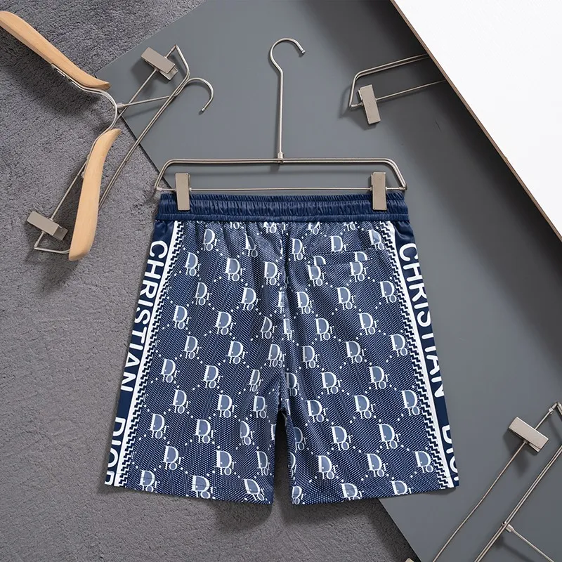 🅿️130 #V2528 [Restock all year round] Dior 2025 latest style shorts and beach pants, a must-have for beach travel, high-order original hardware! The upper body effect is super positive, and the leg lines are fully highlighted. The texture of imported quick-drying fabrics is tight and delicate, and the panoramic high-definition logo design makes the upper body very comfortable and stylish. It is also extremely practical and versatile. It is worth buying! Size: M L XL XXL 3XL
