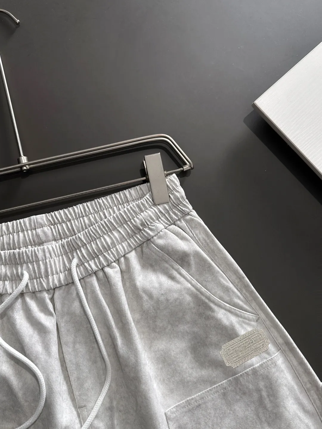 🅿️330 Next day shipping High-end goods Dior 2025 spring and summer new elastic band casual shorts, custom-made fabrics at the counter. High breathability and comfort, impeccable details, brand element design concept, reflecting high quality. It feels delicate and soft! It presents a casual cut and the upper body shape is great! Size: M-3XL