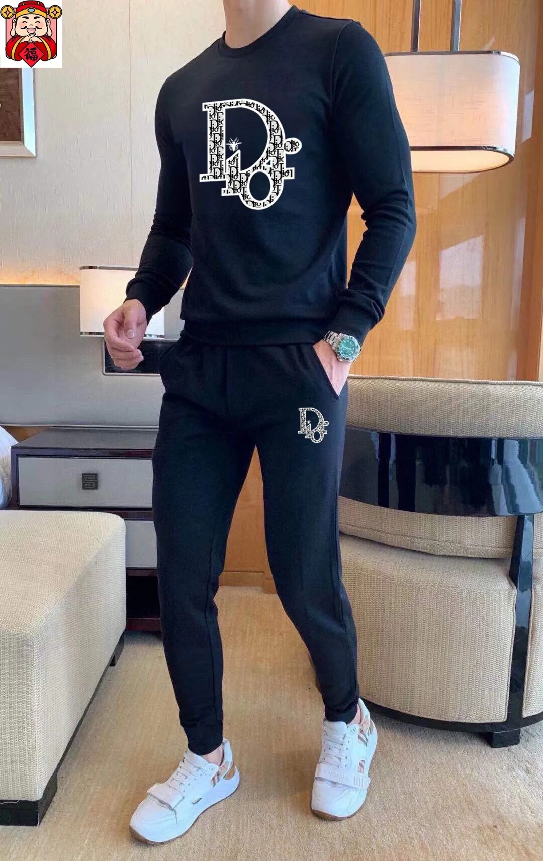 🅿️380 [DIOR Dior] (Fat Man’s Gospel) hot-selling suit is coming. Focus on the original version of the official website. 2025 new hot-selling sweatshirt suit. The original order is the best product. 🇭🇰The meticulous work of top designers is dedicated to a fitting and perfect upper body effect. All-natural high-quality Roman cotton 100%, close-fitting comfort, noble and elegant! Original hardware embodies elegance and nobility! Counter size: M-5XL (maximum wear up to 220 pounds)