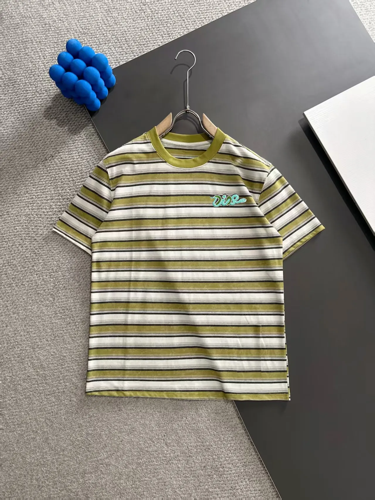 🅿️270 shipped next day DIOR Dior 2025 spring and summer new high quality launch of double yarn pure cotton striped fabric short-sleeved personalized exclusive style will not deform or shrink after being soaked in water SIZE: M-3XL