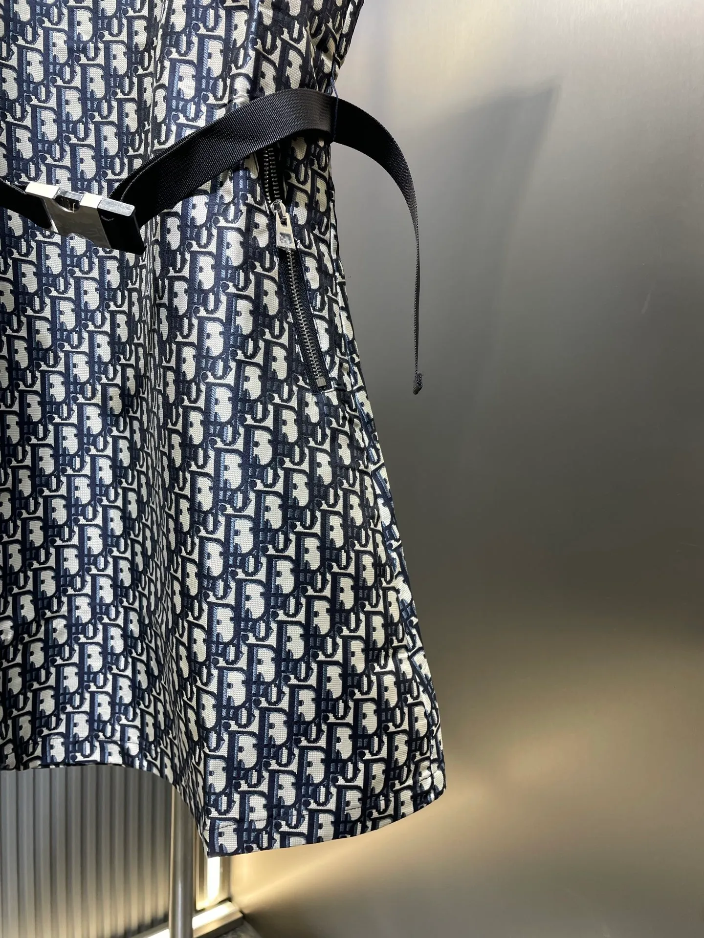 🅿️440 Dior 🌟【Top Replica】Home Presbyopia series dress with belt Customized yarn-dyed jacquard LOGO fabric Classic stand-up collar waist A-line skirt style that does not flatter the upper body and looks slim Thread stitching is casual and fashionable for age-reducing girls Size: SML