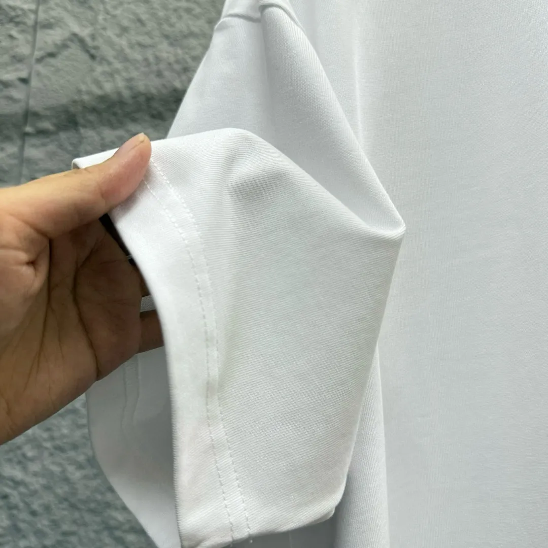 🅿️180 Dio*Dior* 2025 Spring and Summer Style Blue letters printed personalized logo Customized double yarn plain cotton fabric Short-sleeved T-shirt Uniform for men and women Color: White Black Light Blue Size: S (90-130 catties) M (120-150 catties) L (140-165 catties) XL (160-180 catties) XXL (180-210 pounds)