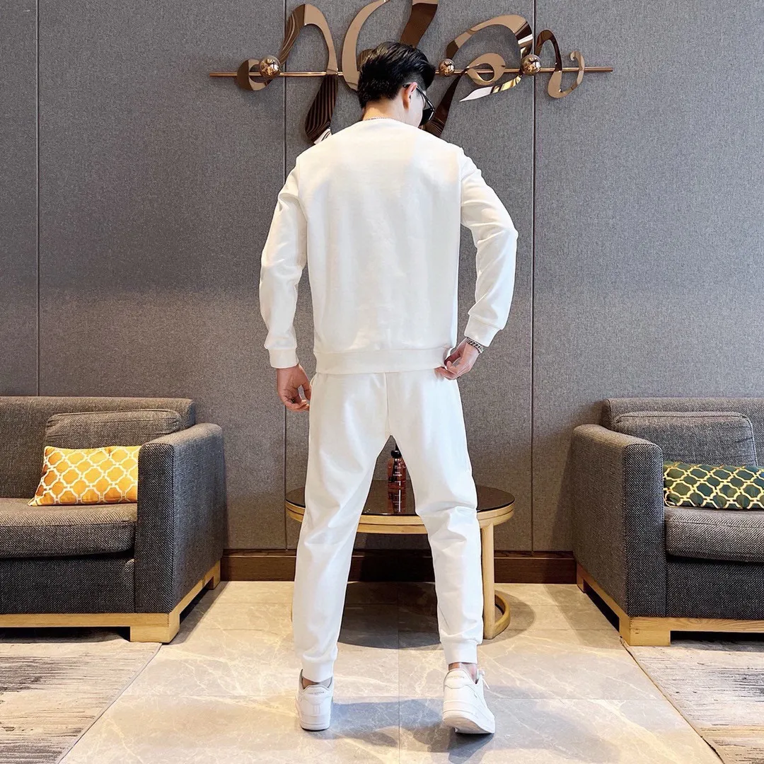 🅿️380 [DIOR Dior] (Fat Man’s Gospel) hot-selling suit is coming. Focus on the original version of the official website. 2025 new hot-selling sweatshirt suit. The original order is the best product. 🇭🇰The meticulous work of top designers is dedicated to a fitting and perfect upper body effect. All-natural high-quality Roman cotton 100%, close-fitting comfort, noble and elegant! Original hardware embodies elegance and nobility! Counter size: M-5XL (maximum wear up to 220 pounds)