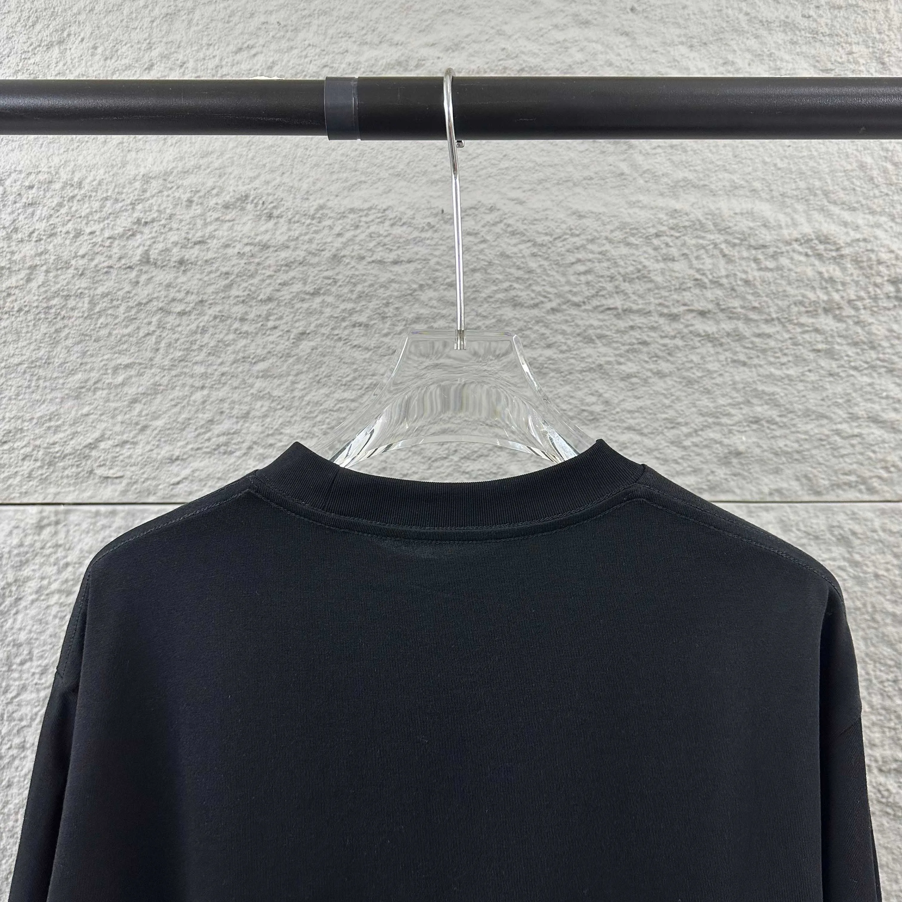 🅿️260 Dio* Christian Dior 2025 early autumn and winter new style, classic letter three-dimensional flocking technology + printing, simple and elegant, custom terry fabric, long-sleeved sweatshirt, same style for men and women, color: black, white, size: S (90-130 pounds) M (120-150 pounds) L (140-165 pounds) XL (160-180 pounds) XXL (180-210 pounds)