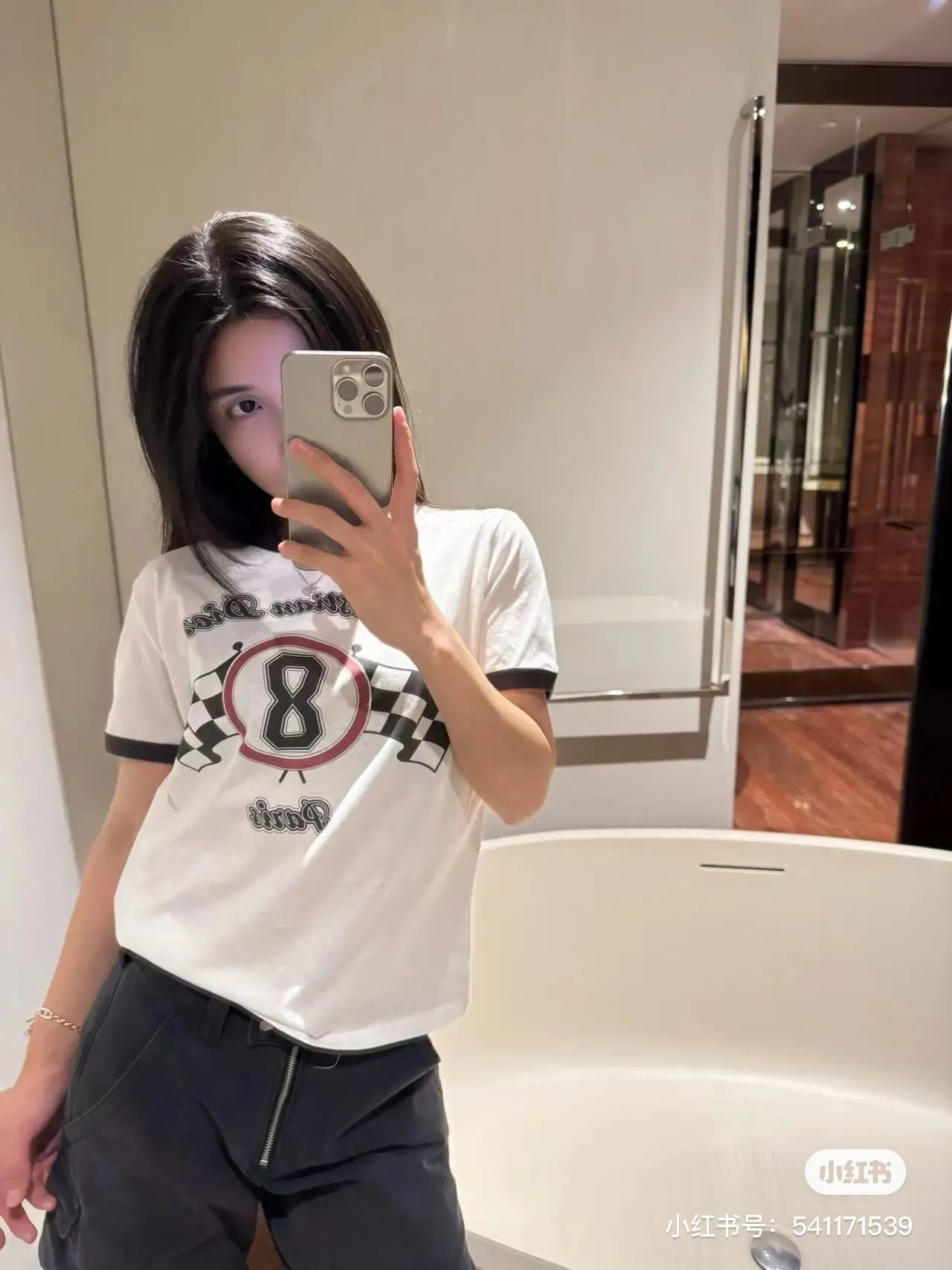 🅿️130 M251##Dior•🇫🇷25ss new linen printed thin short-sleeved T-shirt ✅✅✅Ready stock Focus on quality and feel free to compare Size: S M L Color: White
