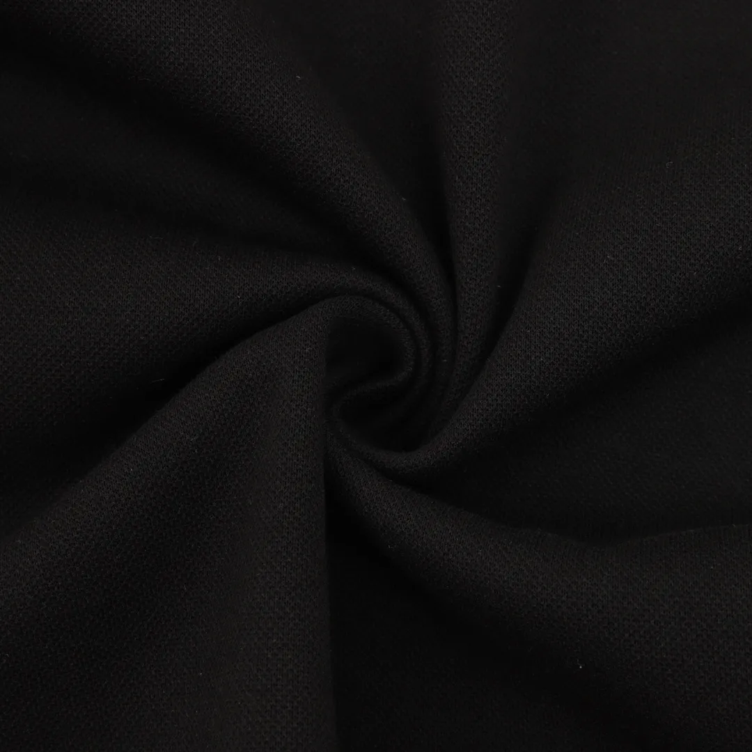 🅿️380 DIOR/Dior webbing embroidered lapel long-sleeved polo shirt is made of customized fabrics. DuPont Sorona material is added, which is skin-friendly, long-lasting antibacterial, anti-mite, and more washable. The cotton thread has been repeatedly processed to remove inferior coarse fibers and impurities, leaving only high-quality cotton fibers, making the fabric more advanced and classy. Environmentally friendly polishing enzyme technology gives the fabric a clean appearance and clear texture. Simple and exquisite! Full of sense of ceremony! Simple and luxurious, full of design! It gives people a simple but not boring feeling, creating a low-key and unique personalized fashion! Fine workmanship, compare with the counters! A highly recognizable long-sleeved style with great upper body effect!!! Super versatile! Same style for men and women. Size：S-L