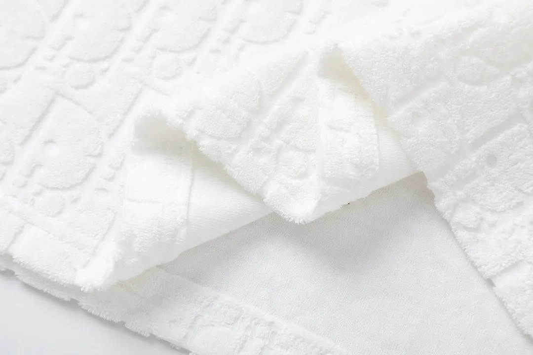 🅿️170 Dior Dior 2025 early spring new style customized towel jacquard fabric with dark letter logo all over, same style for men and women, short-sleeved T-shirt Color: White Size: XS-L