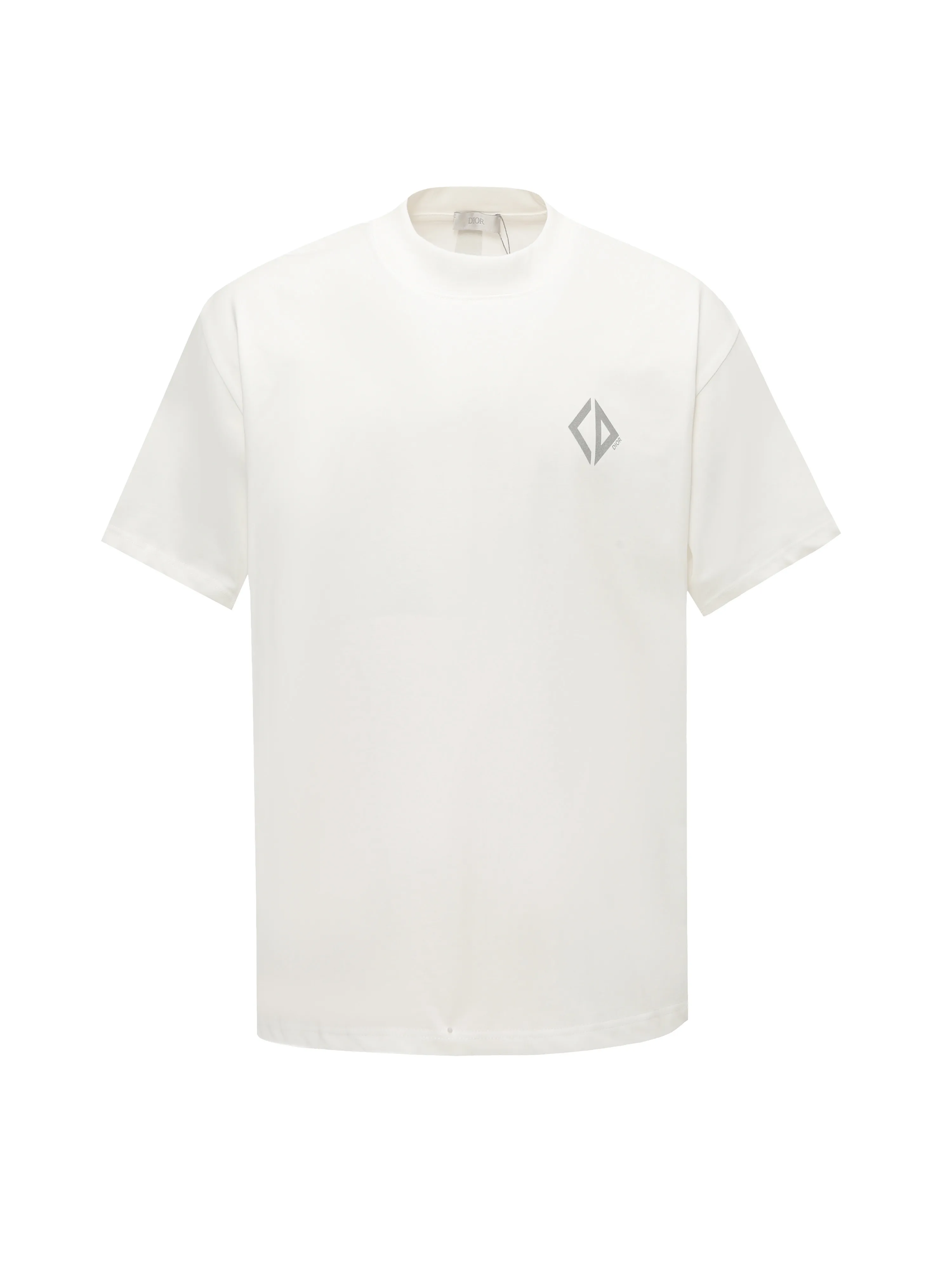 🅿️170 Reflective DIOR Dior CD diamond-shaped reflective letter short-sleeved T-shirt. A very simple and elegant style that is unparalleled in terms of upper body comfort. It interprets your luxury and taste and creates your fashionable charm! Washing method: It is recommended to dry clean or wrap the reverse side of the laundry bag in cold water and quickly machine wash it naturally to dry! Same style for men and women Color: White/Black Size: xs-l