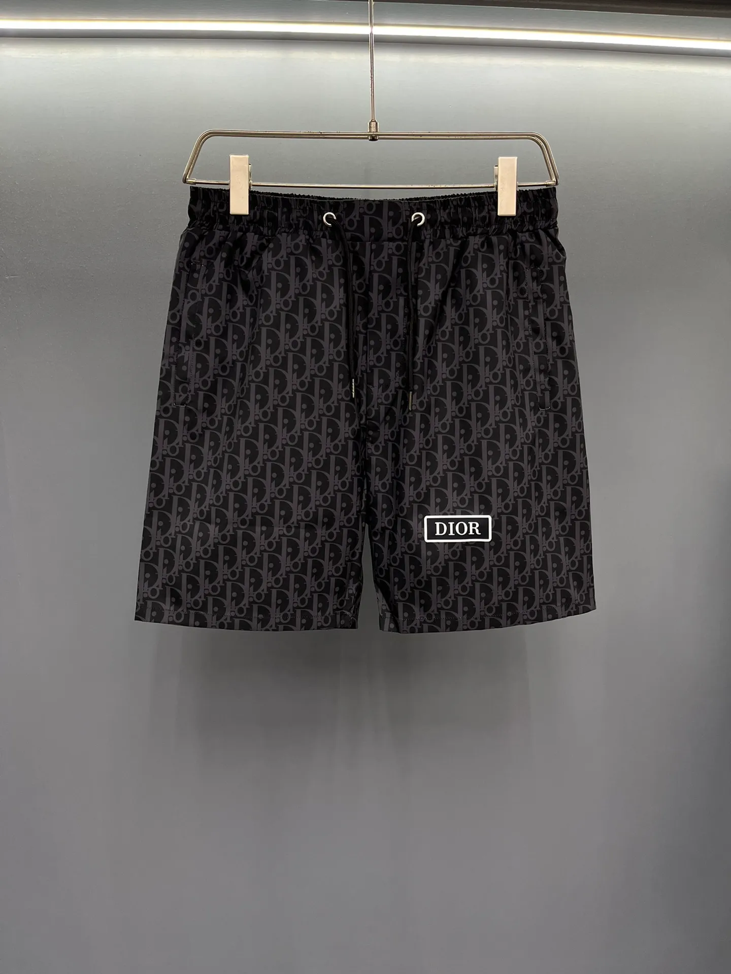 🅿️130 #V0065 [Replenishment throughout the year] Dior 🔥🔥🔥The latest men's trendy brand beach pants, the material is fine and smooth, fast fashion high-definition fabric printing, excellent feel 👍👍👍A must-have for men in summer, size M to XXXL