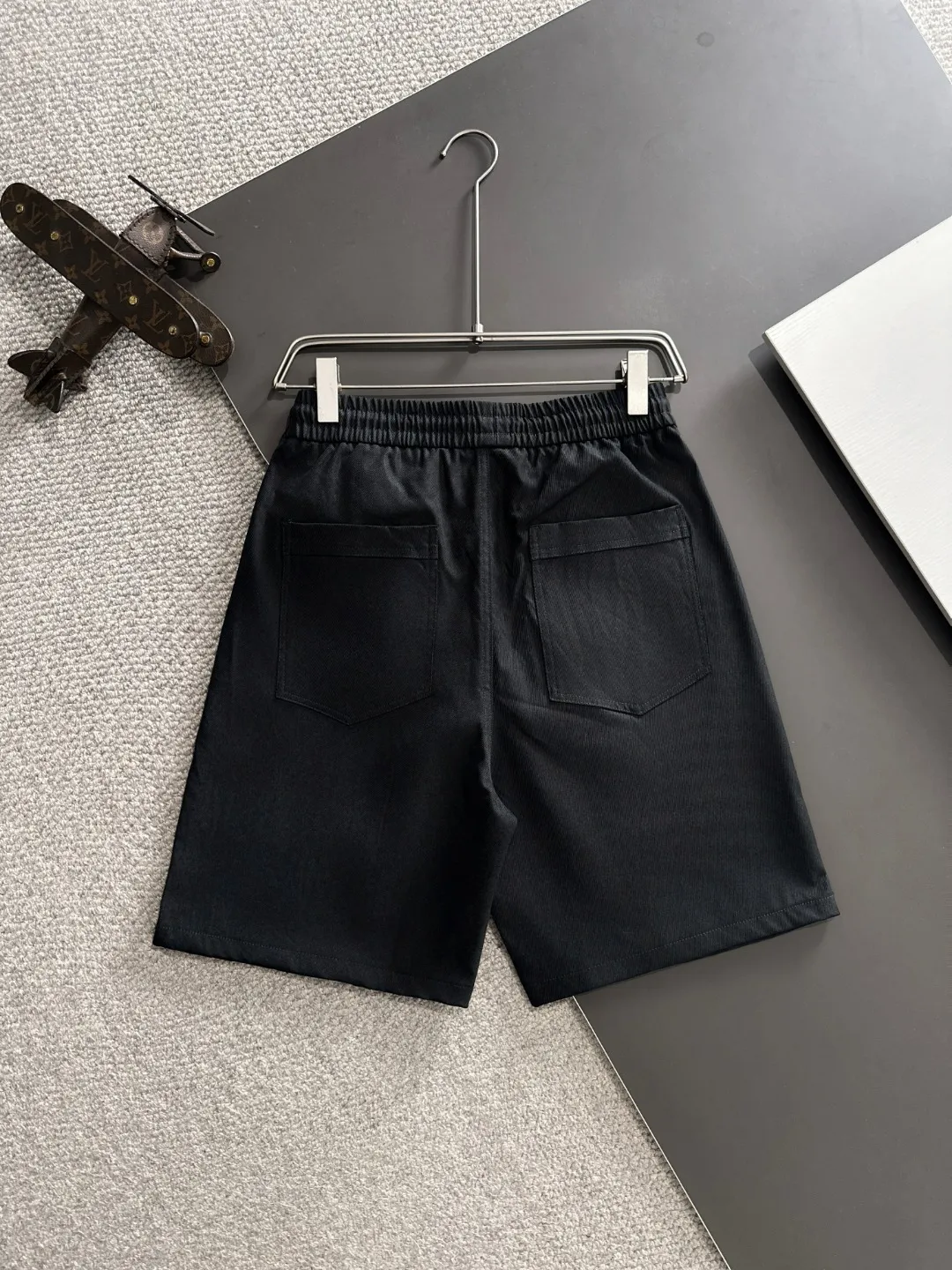 🅿️330 Shipped next day P High-end goods Dior 2025 spring and summer new elastic band casual shorts, custom-made fabrics at the counter. High breathability and comfort, impeccable details, brand element design concept, reflecting high quality. It feels delicate and soft! It presents a casual cut and the upper body shape is great! Size: M-3XL