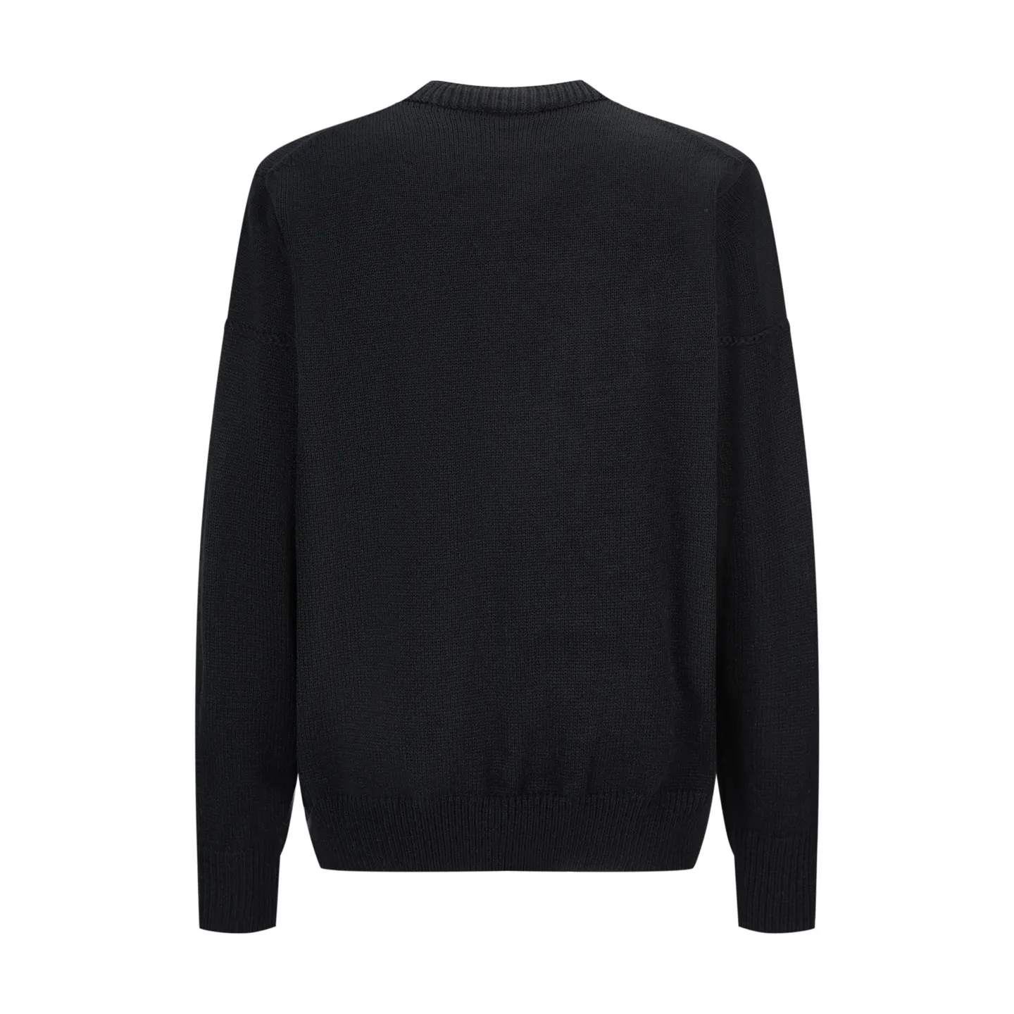 🅿️480 CD 26SS machine-sewn thread embroidered logo crew neck sweater (black). The original version was purchased for 16,000 and developed. The fabric is made of 50% wool and 50% cotton yarn. The chest logo is woven with a positive 7-needle imported machine, and the size is customized according to the original 1:1 data. Garment washing - removes impurities on the wool surface - fixes the color - fixes the pattern - adds hand feel. This knitted sweater is new to the Spring 2026 men's collection and is decorated with the Dior Ribbon logo, paying homage to the exquisite craftsmanship of the Dior workshops. Crafted from white sheep's wool jersey with a ribbed crew neck, cuffs and hem. The elegant fit can be paired with jeans for a casual yet chic look. Dior Ribbon embroidery, ribbed crew neck, cuffs and hem. Size:S-M-L-XL
