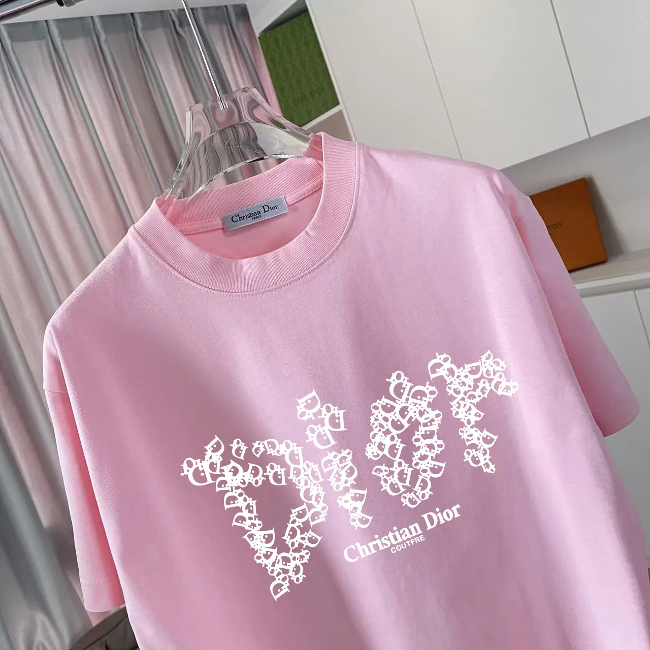 🅿️170 Dio Dior 2025 summer new style Personalized letter logo printing Short-sleeved T-shirt Customized fabric 300g Same style for men and women Color: Black White Pink Sky Blue Size: S M L XL XXL Five codes​
