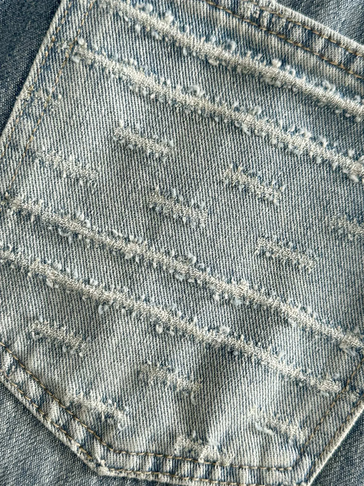 🅿️400 Dior 2025 summer loose wide-leg jeans and straight trousers, the trend in the trend! Many fashion bloggers control the upper body. The water is woven from imported Japanese Denim plain cotton denim fabric. It has three standards, is soft, delicate, comfortable and breathable. The color has a modern and fashionable vicissitudes. The upper body is versatile and fashionable! Light luxury, a must-have item for daily commuting! Code number: 28-40 (please state your height and weight when placing an order)