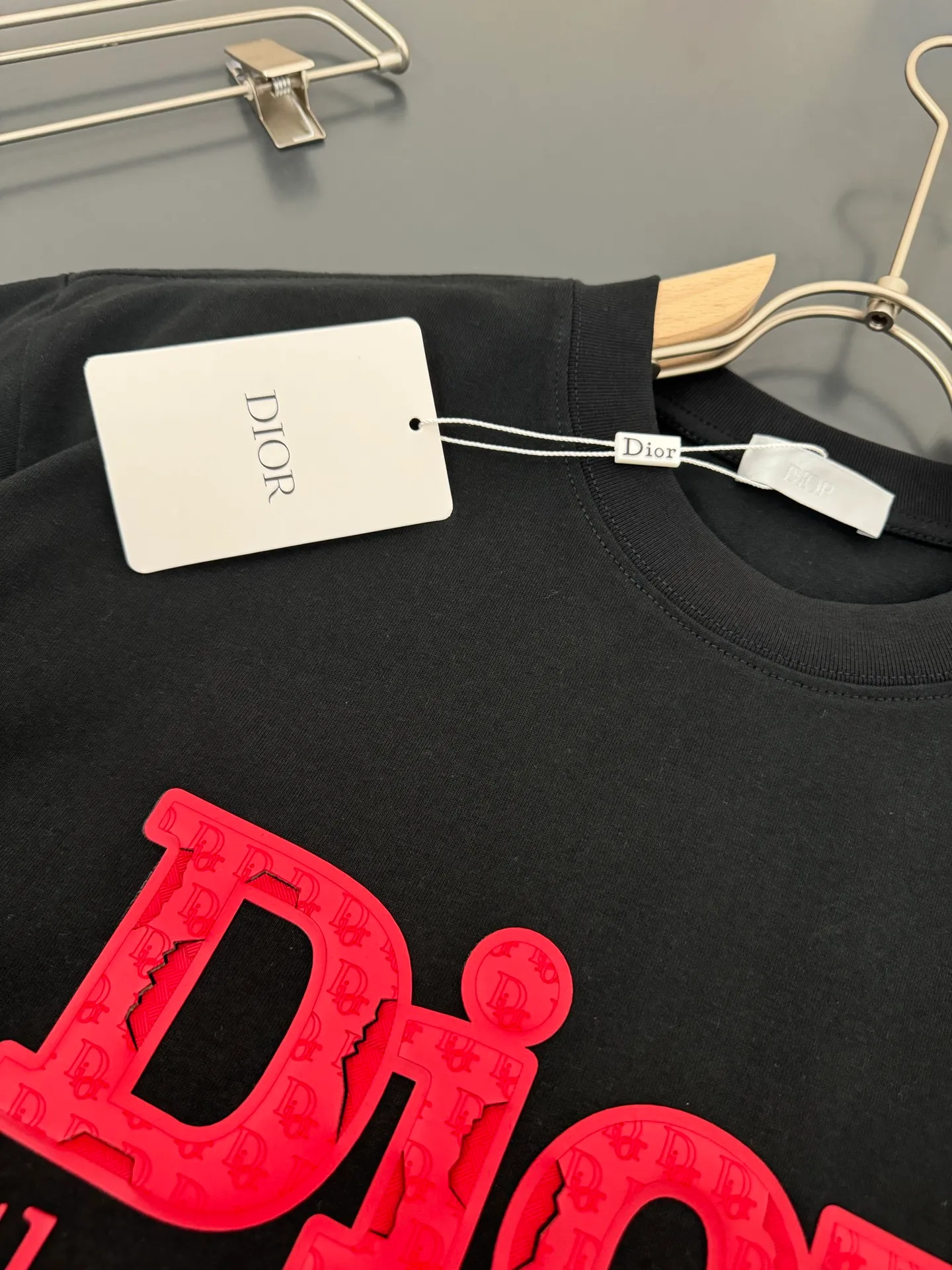 🅿️220 DIOR*Dior*320g heavyweight pure cotton t-shirt, thick, breathable and loose fit, heavy craftsmanship logo design, spring and summer new round neck fashionable short-sleeved t-shirt, comfortable to the skin, durable and easy to wear, meticulous original craftsmanship, a must-have for casual and versatile color: black white code number: S M L XL XXL