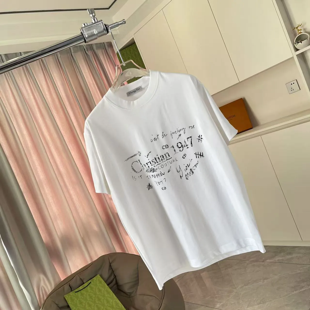 🅿️170 Dio*Dior 2025 summer new style Personalized letter logo printing Short-sleeved T-shirt Customized fabric 300g Same style for men and women Color: black white lake green iron gray Size: S M L XL XXL five sizes ​