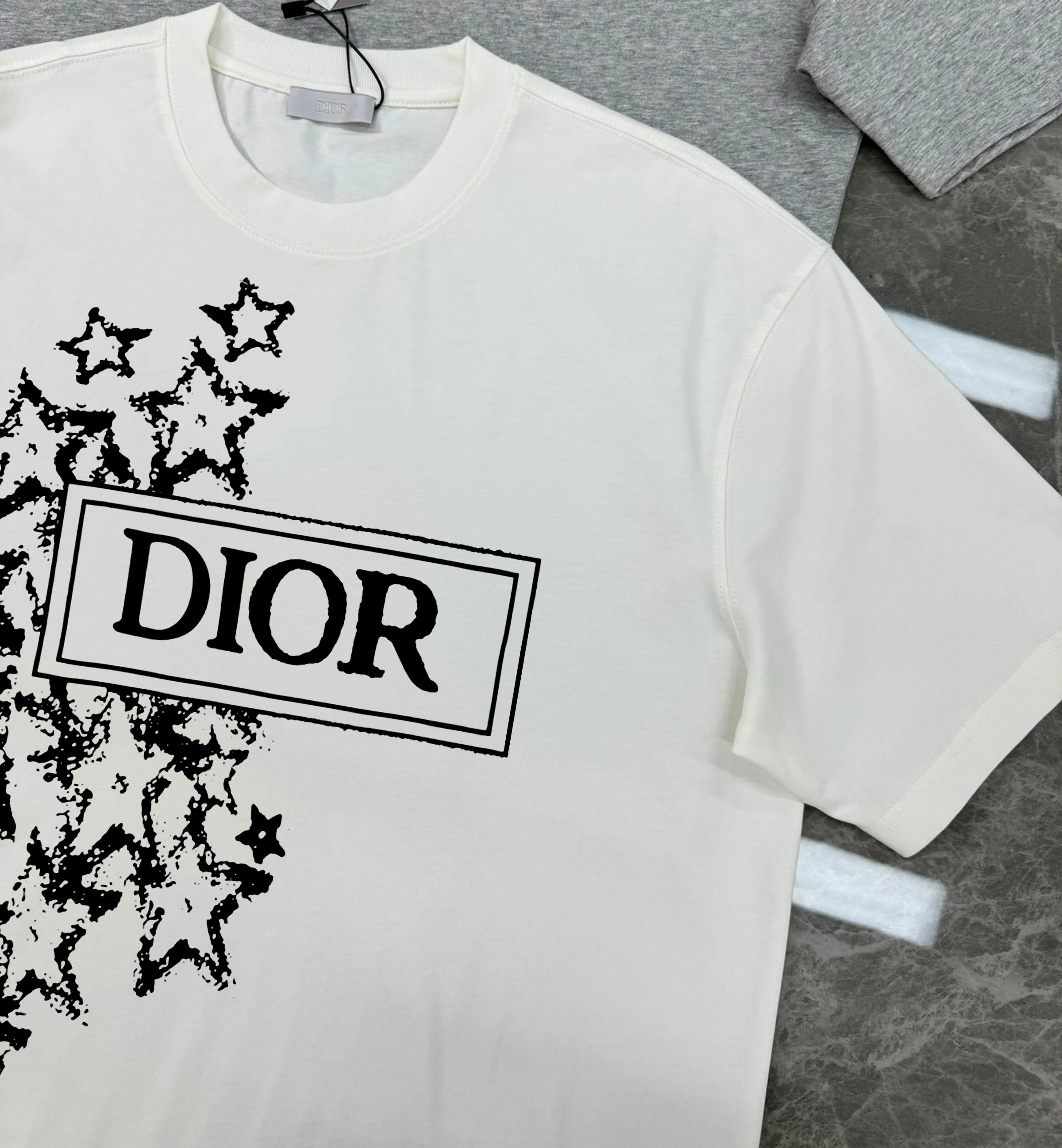 🅿️180 DIOR/Dior 250g round neck short-sleeved T-shirt, brand letter small mark LOGO pattern printing process, official synchronization, high version, high quality, fashionable personality, versatile trend, pure original quality, original fabric, tag, collar label, washed wheat, three labels complete, color: black, white, size: s-xxl
