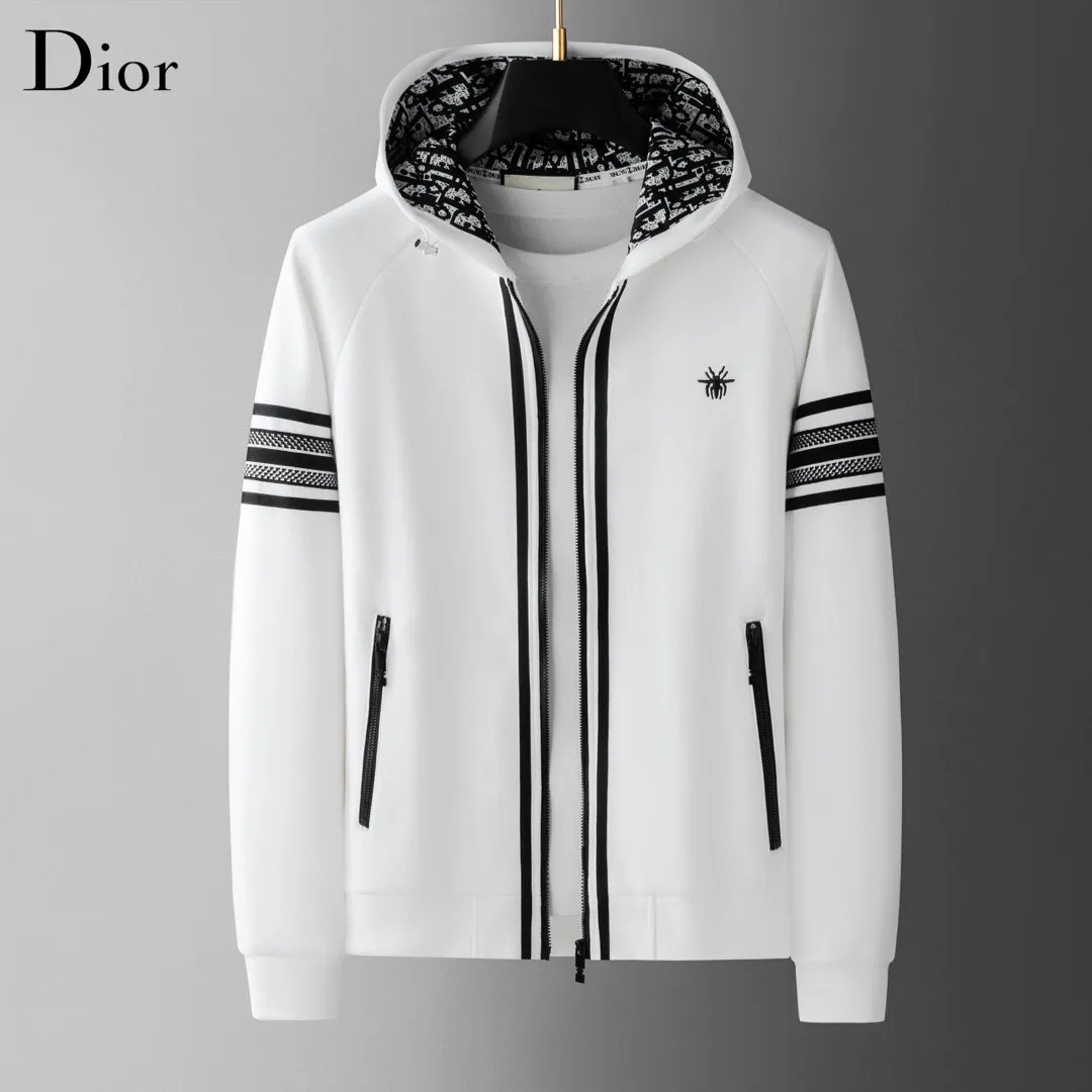 🅿️620 [DIOR Dior] hot-selling suit is coming. Focus on the original version of the official website. 2025 new hot-selling cardigan and sweatshirt suit. The original order is the best. 🇭🇰The meticulous work of top designers is dedicated to a fitting and perfect upper body effect. All-natural high-quality Tencel Roman cotton 100%, close-fitting comfort, noble and elegant! Original hardware embodies elegance and nobility! Counter size: M-4XL (up to 190 pounds)